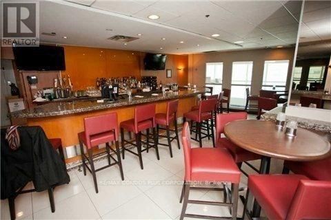 509 - 77 HARBOUR SQUARE Image 27