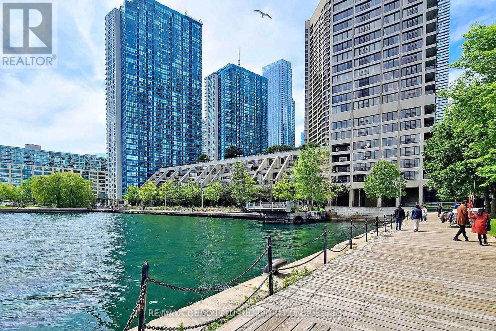 509 - 77 HARBOUR SQUARE Image 29