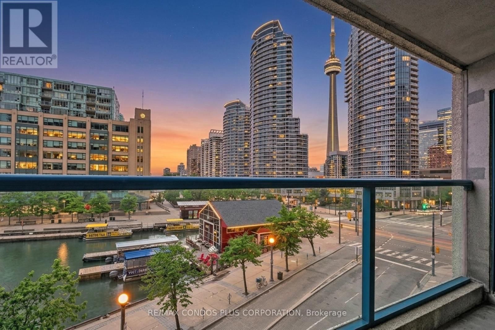 509 - 77 HARBOUR SQUARE Image 3