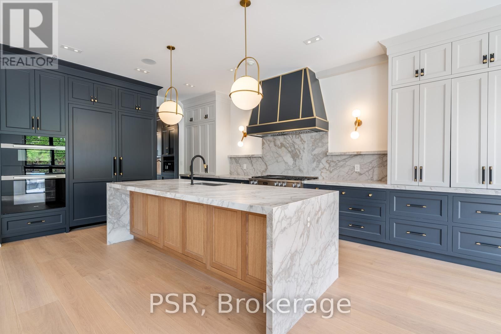 36 AVA ROAD Image 10