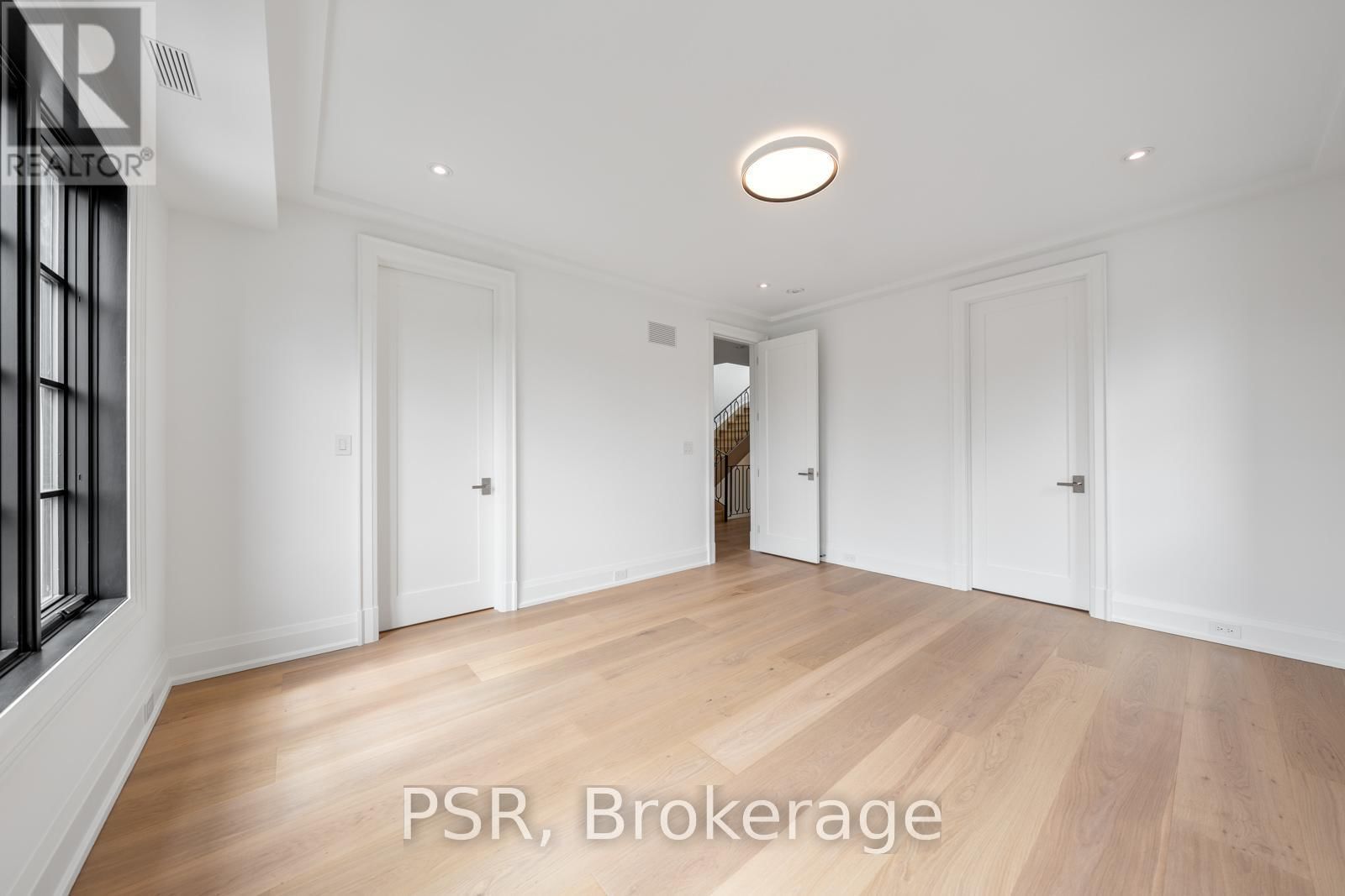 36 AVA ROAD Image 22