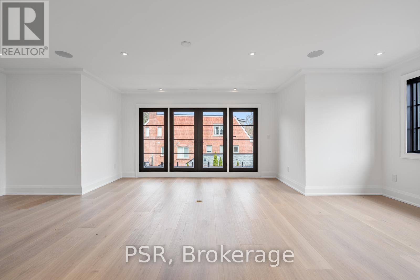 36 AVA ROAD Image 23