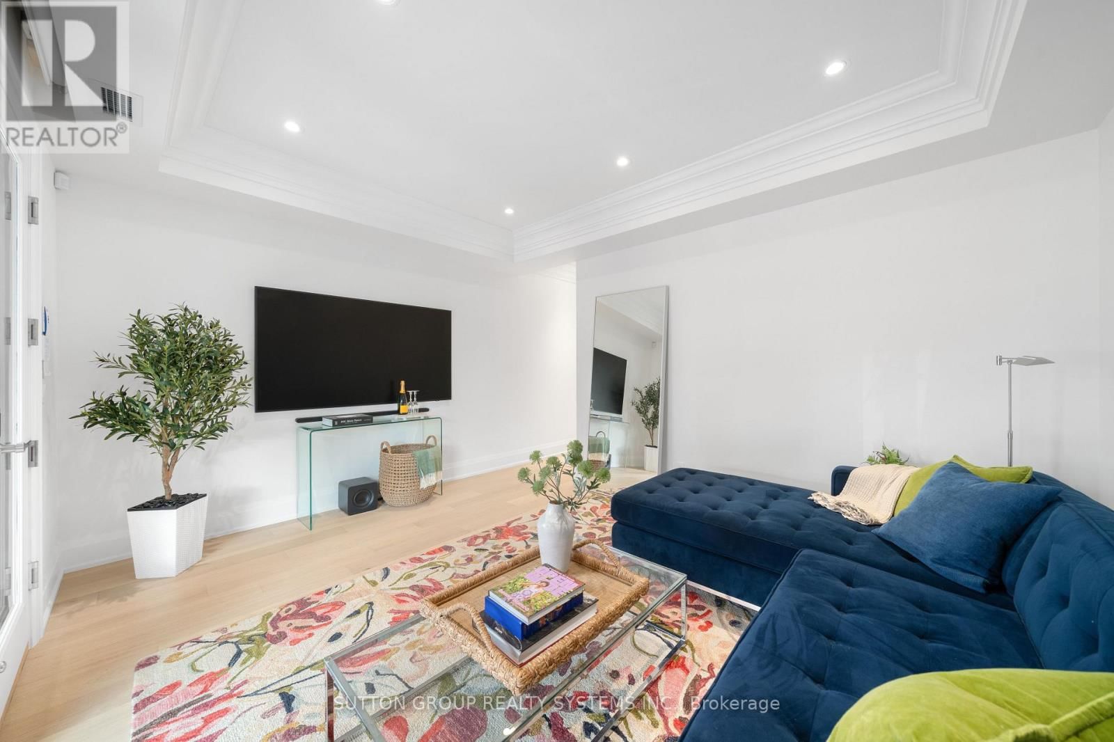 112 ARGYLE STREET Image 12