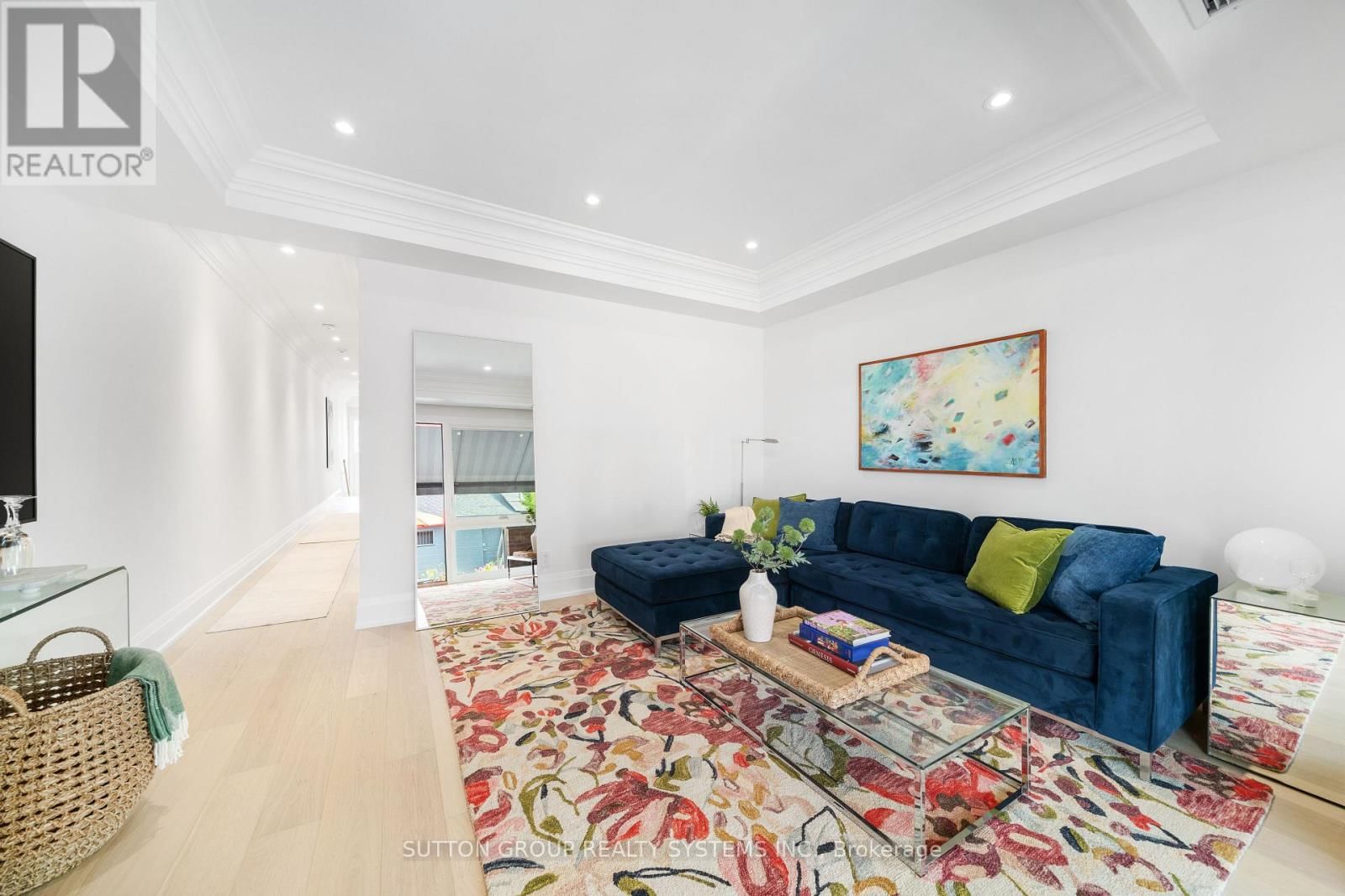 112 ARGYLE STREET Image 4