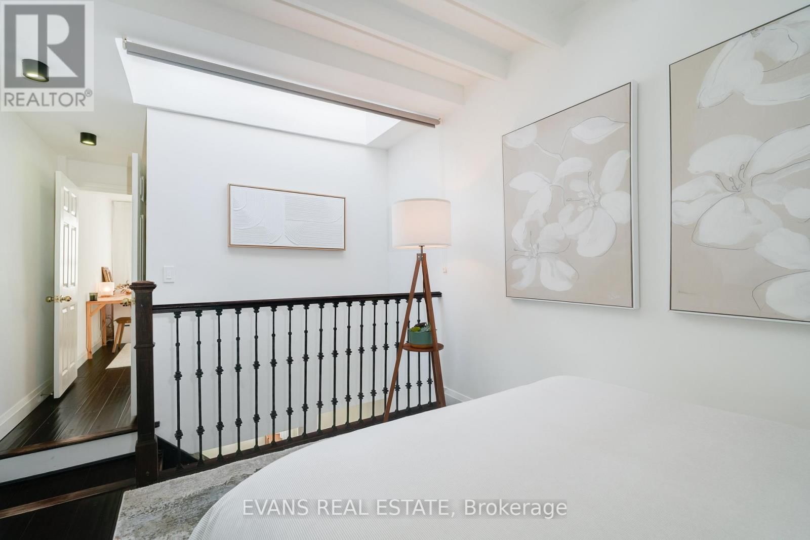 448 GERRARD STREET EAST Image 8