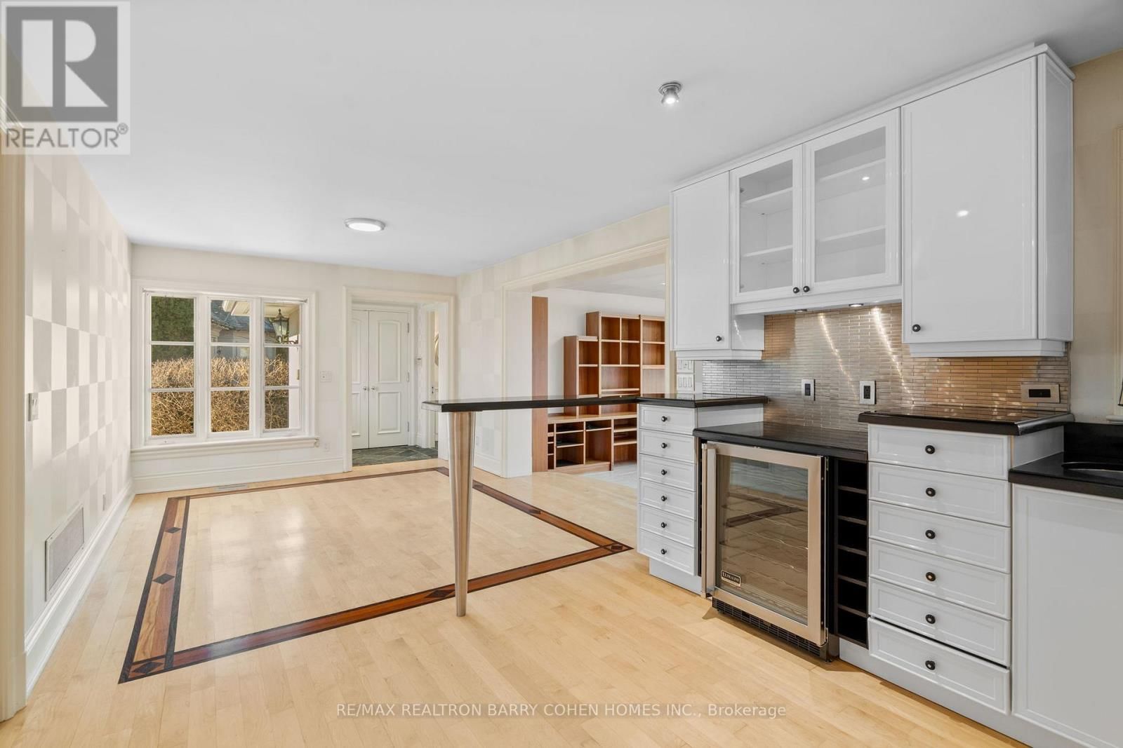 80 BAYVIEW RIDGE Image 11