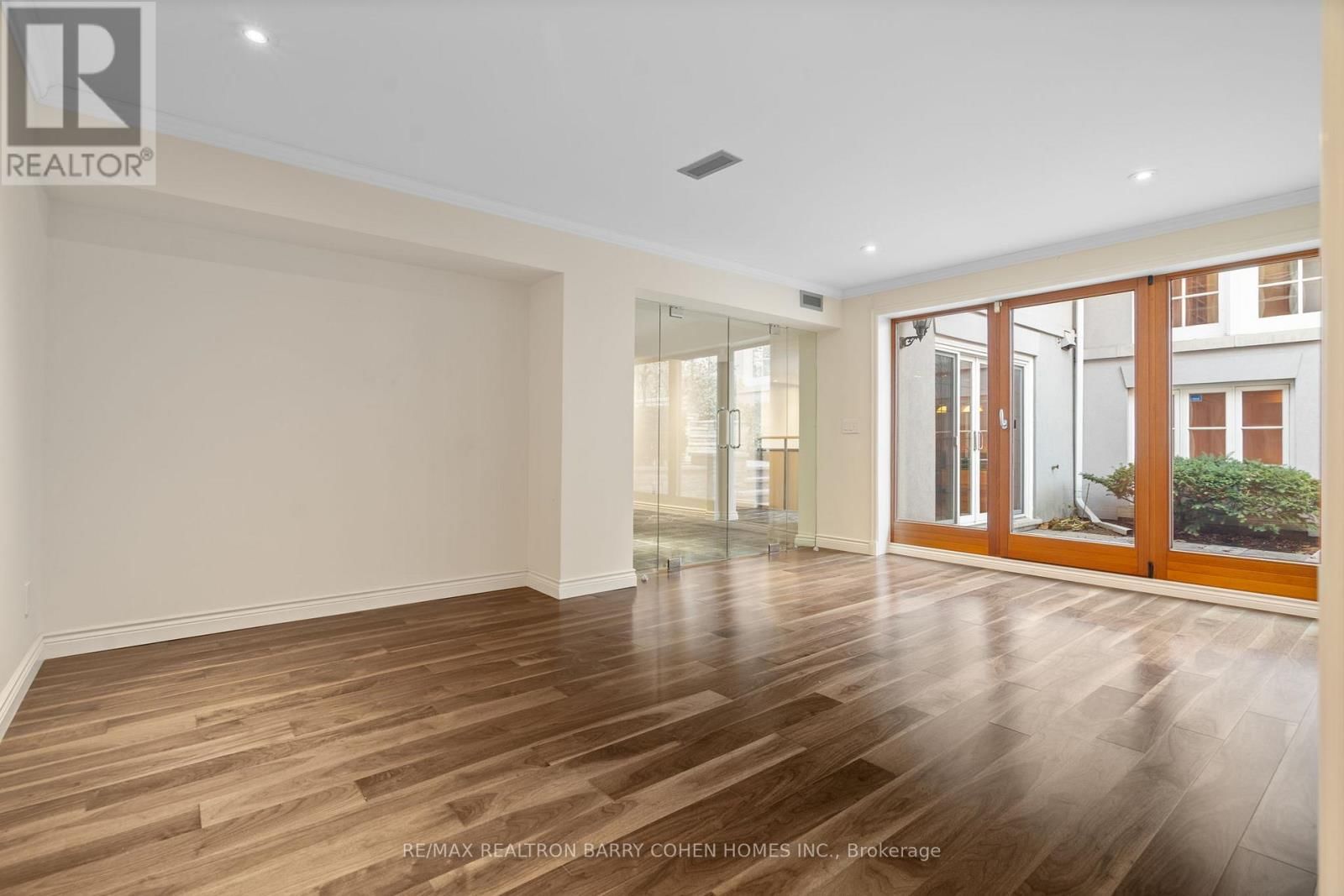 80 BAYVIEW RIDGE Image 21