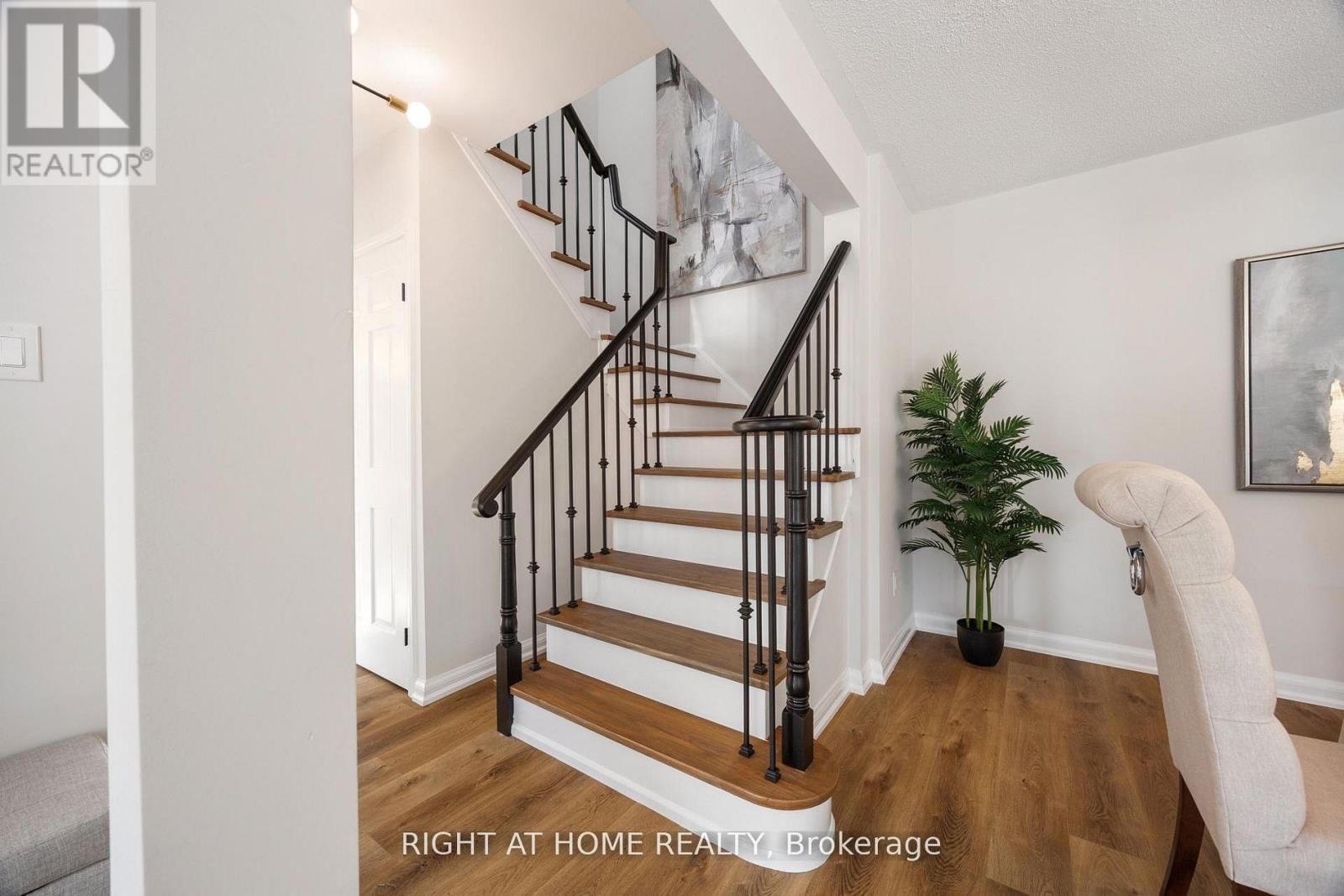 13 - 2 WOODED CARSE WAY Image 14