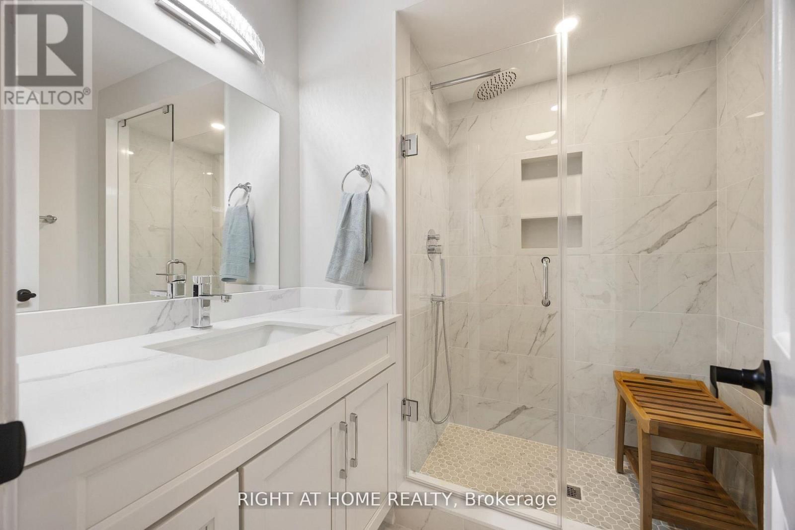 13 - 2 WOODED CARSE WAY Image 18