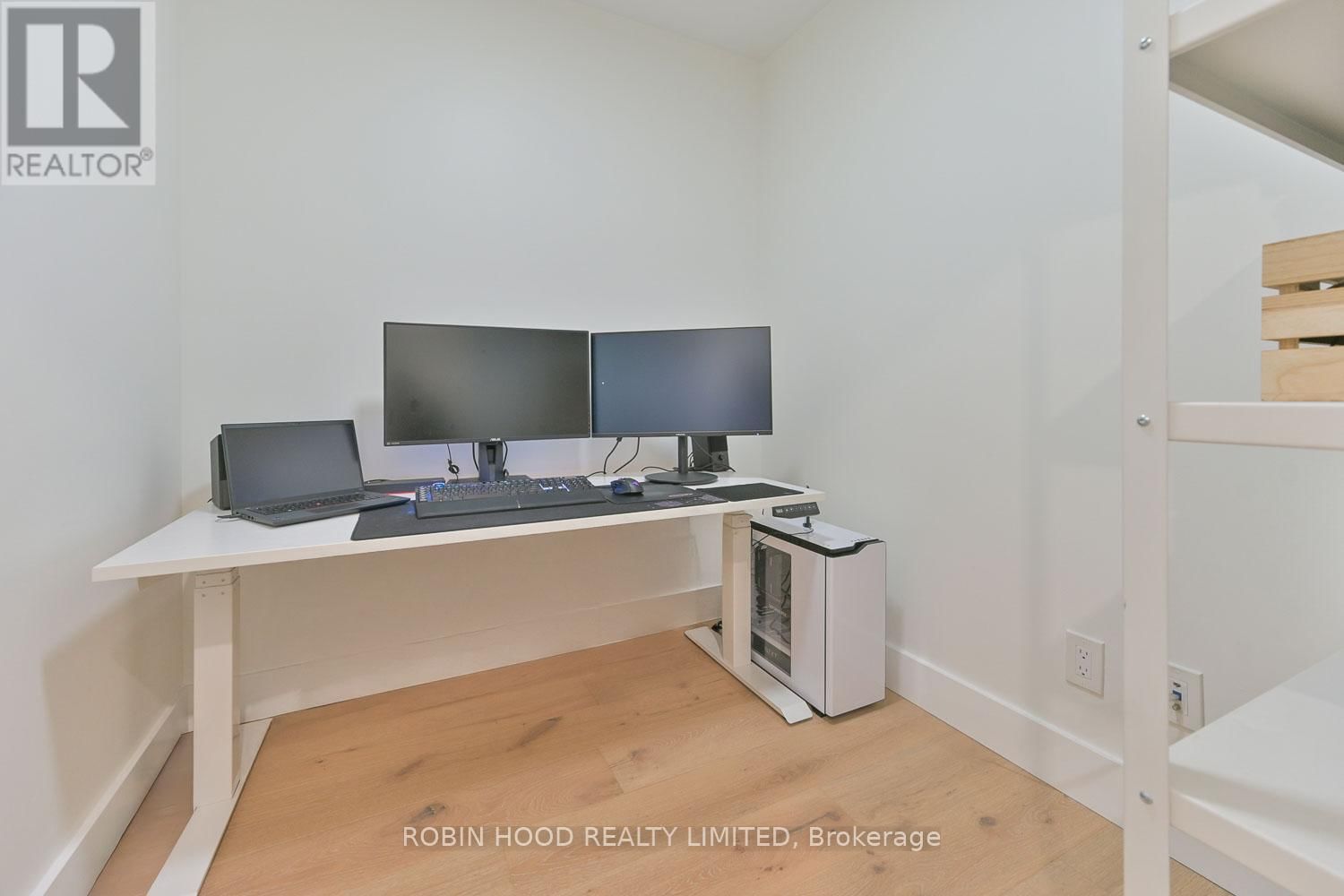 2303 - 170 SUMACH STREET Image 14