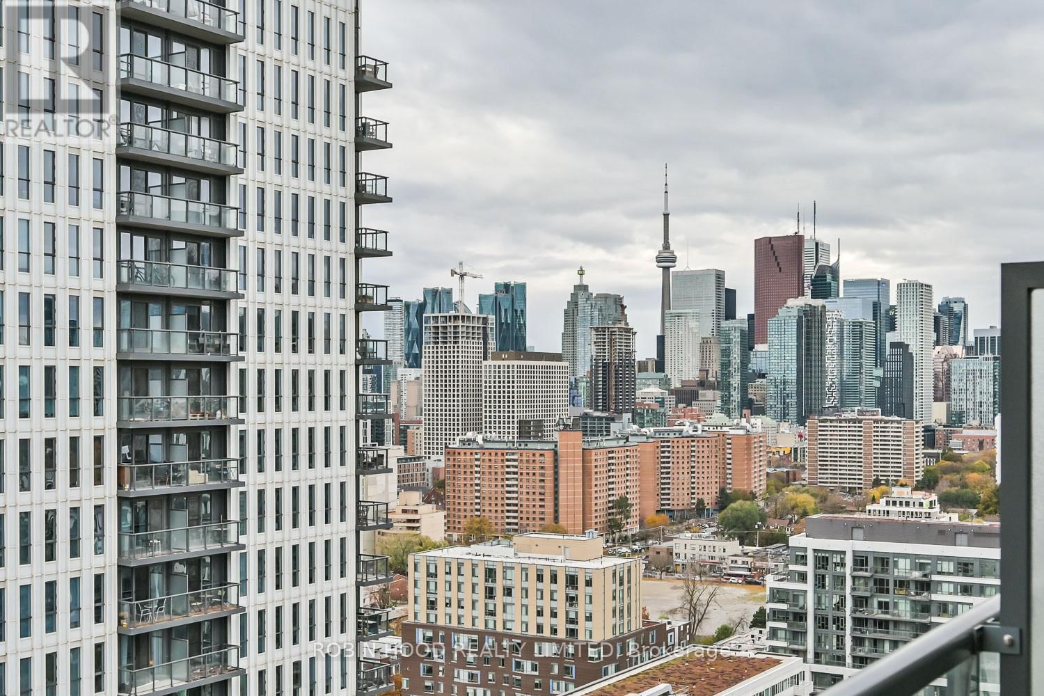 2303 - 170 SUMACH STREET Image 21