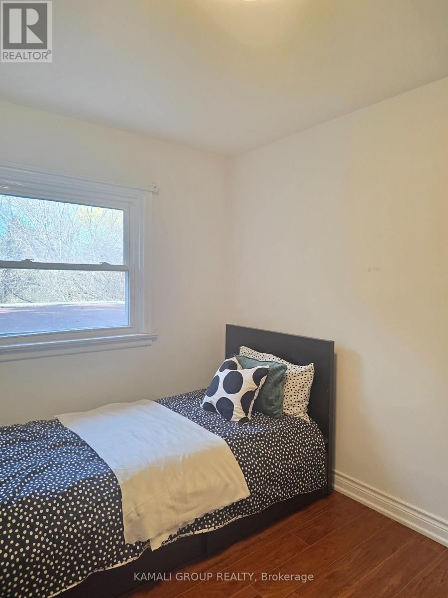 66 HAWKSBURY DRIVE Image 18