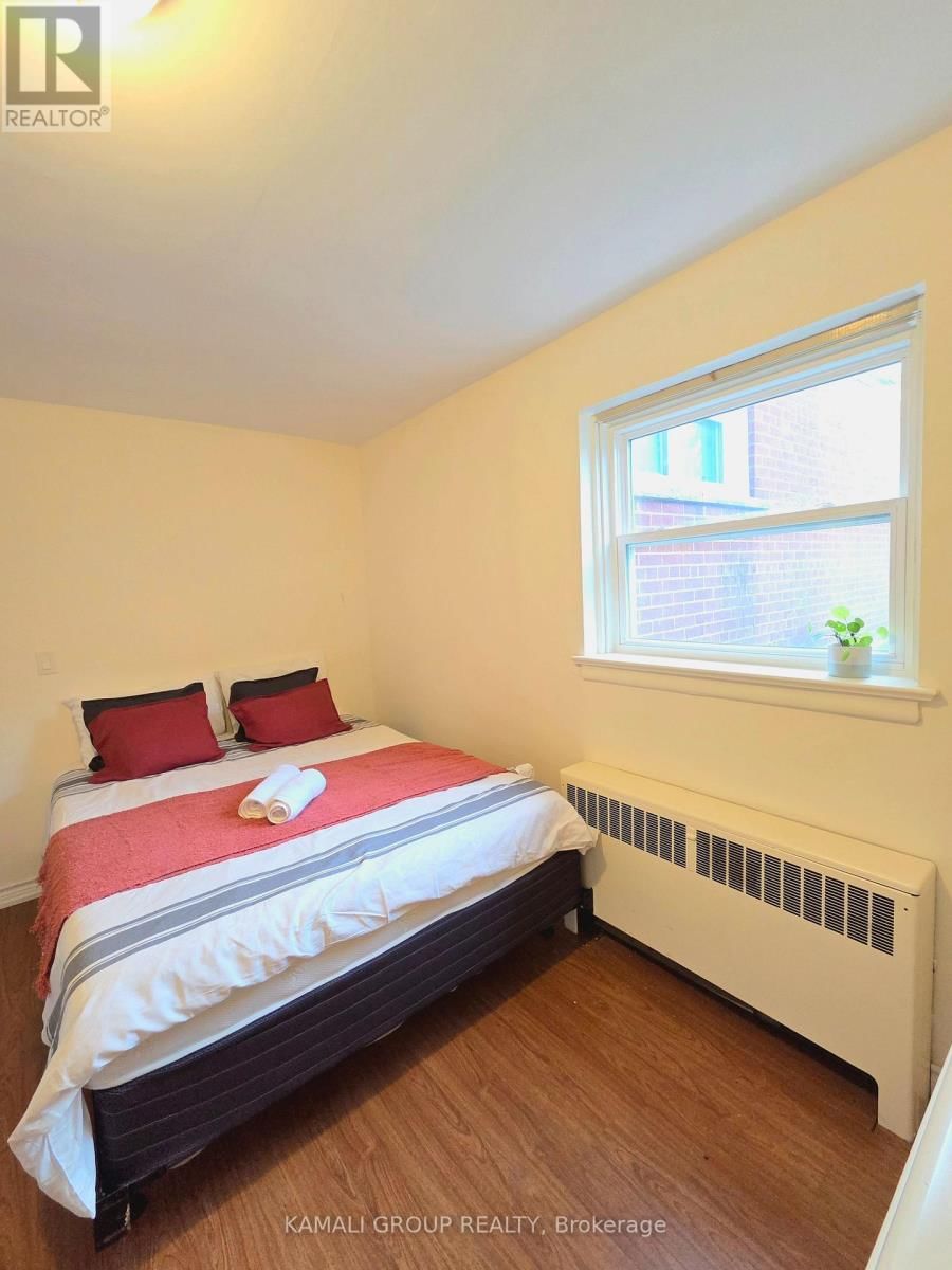 66 HAWKSBURY DRIVE Image 23