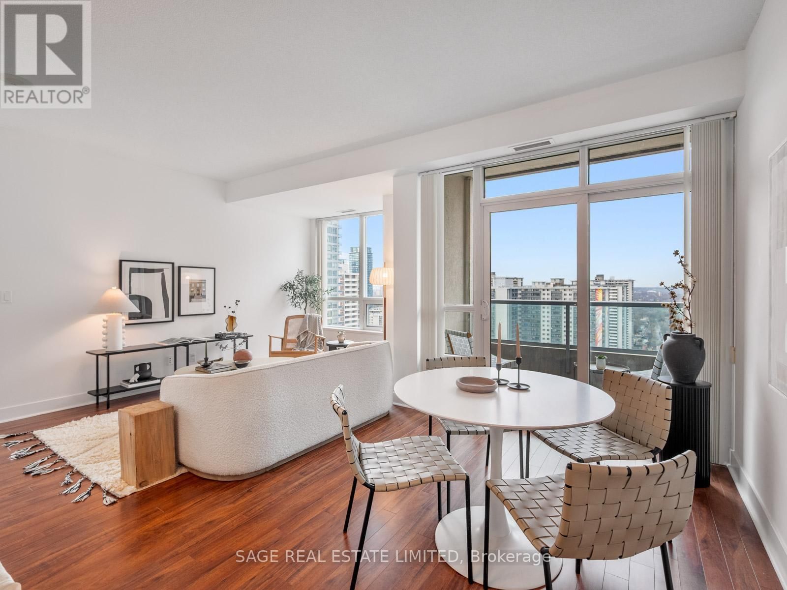 2804 - 120 HOMEWOOD AVENUE Image 10