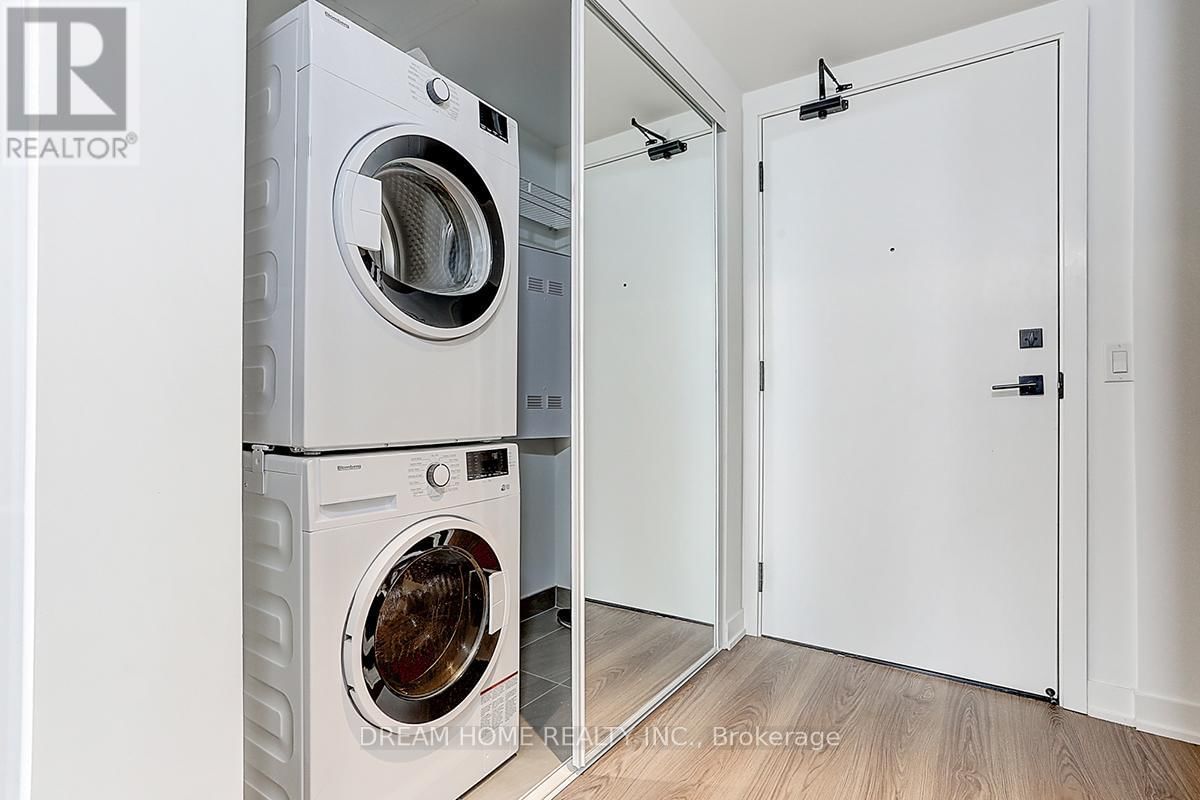 1116 - 319 JARVIS STREET Image 9