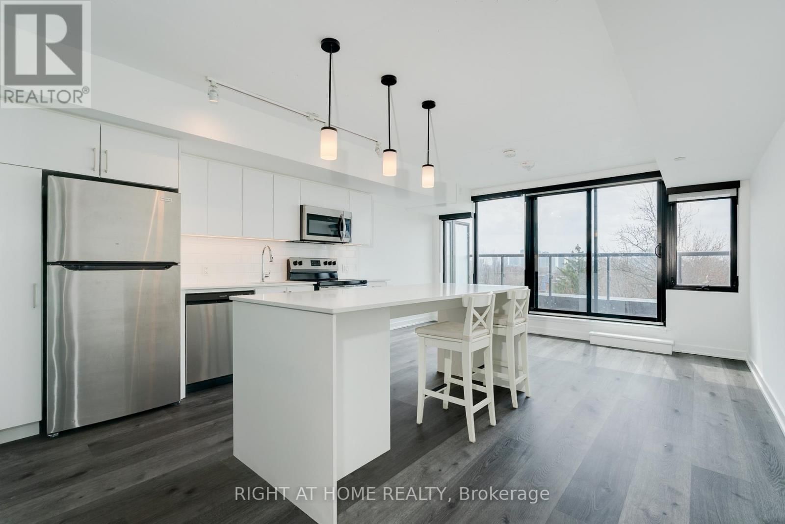 518 - 897 COLLEGE STREET WEST Image 13