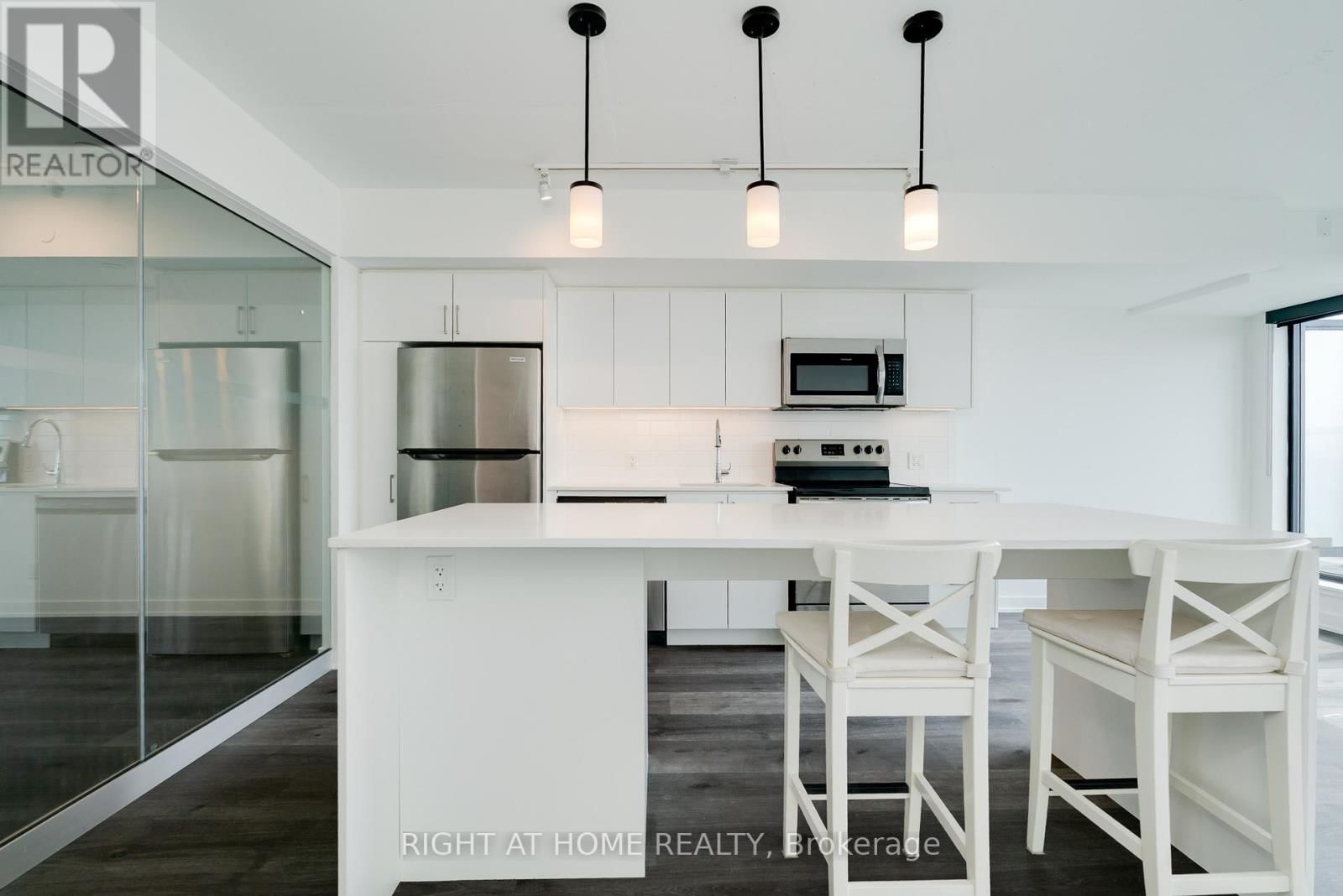 518 - 897 COLLEGE STREET WEST Image 14