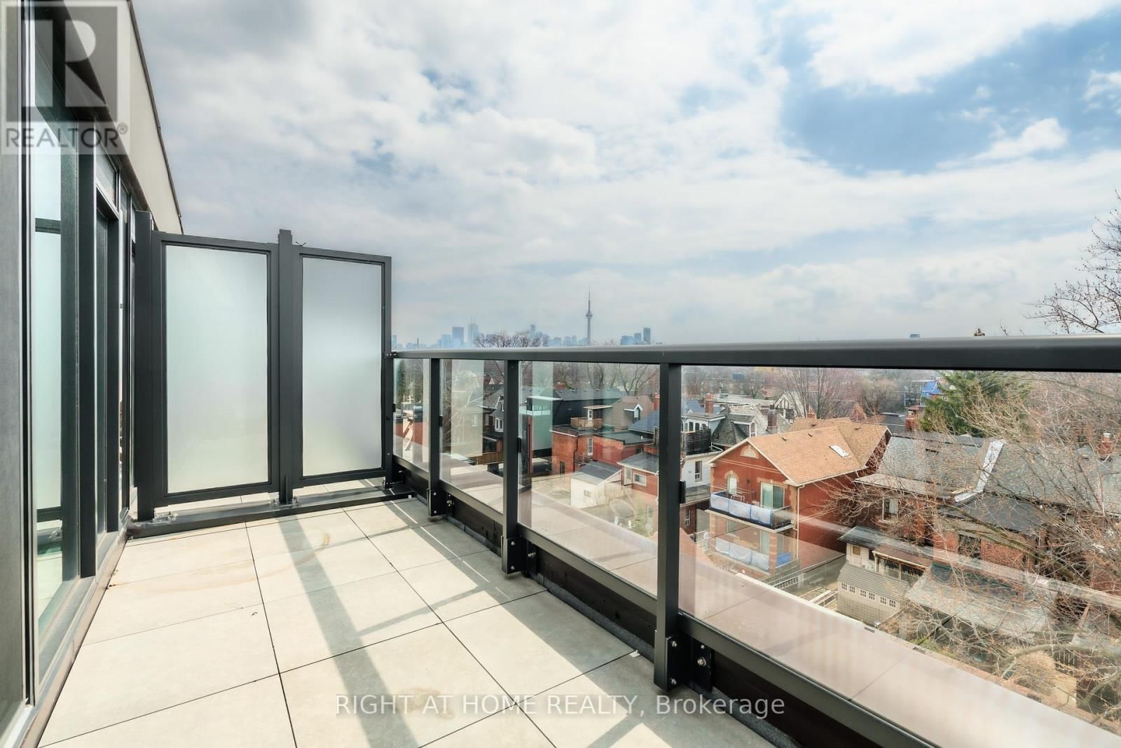 518 - 897 COLLEGE STREET WEST Image 21