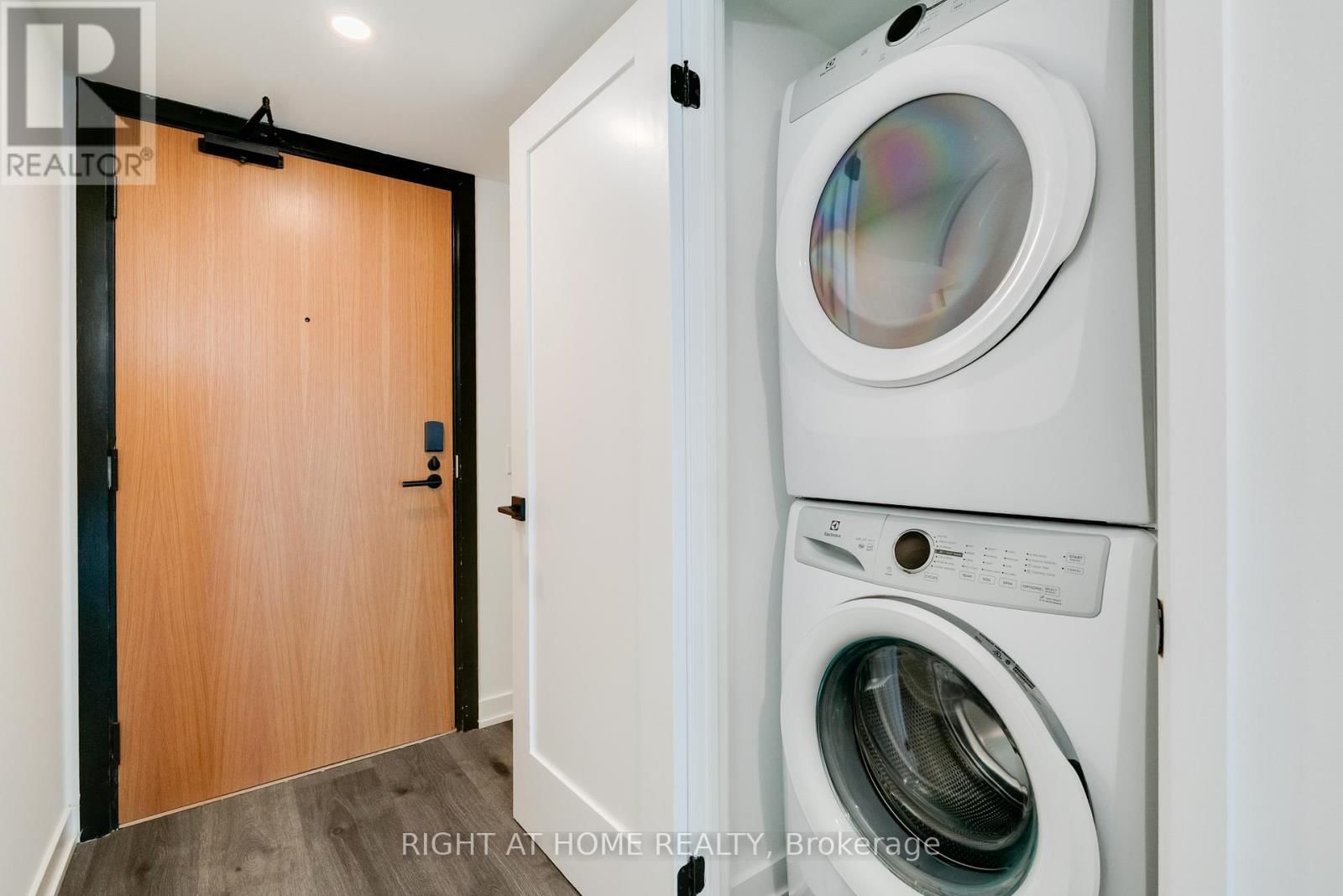 518 - 897 COLLEGE STREET WEST Image 3