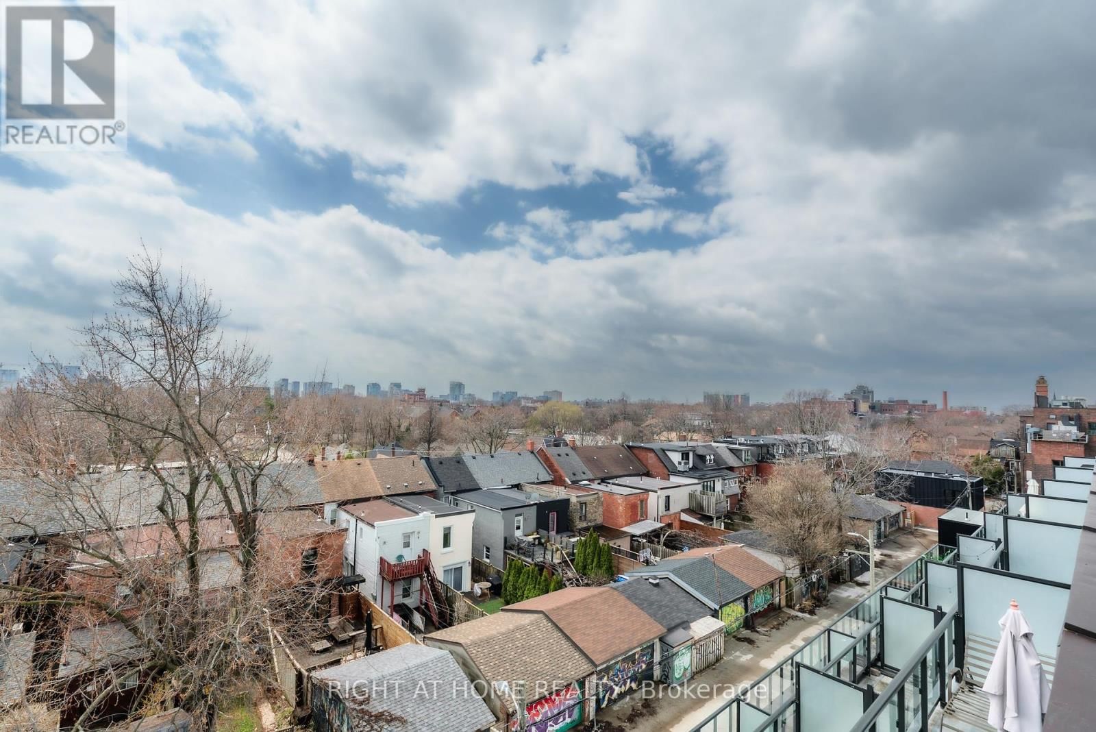 518 - 897 COLLEGE STREET WEST Image 30