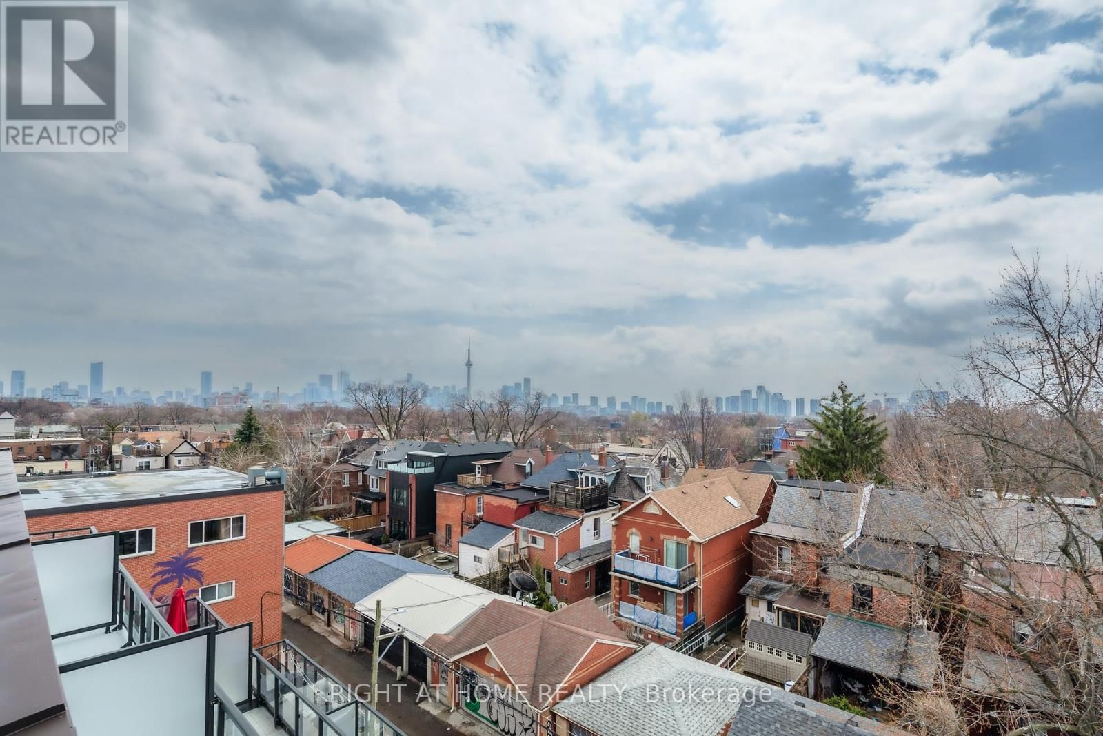 518 - 897 COLLEGE STREET WEST Image 32