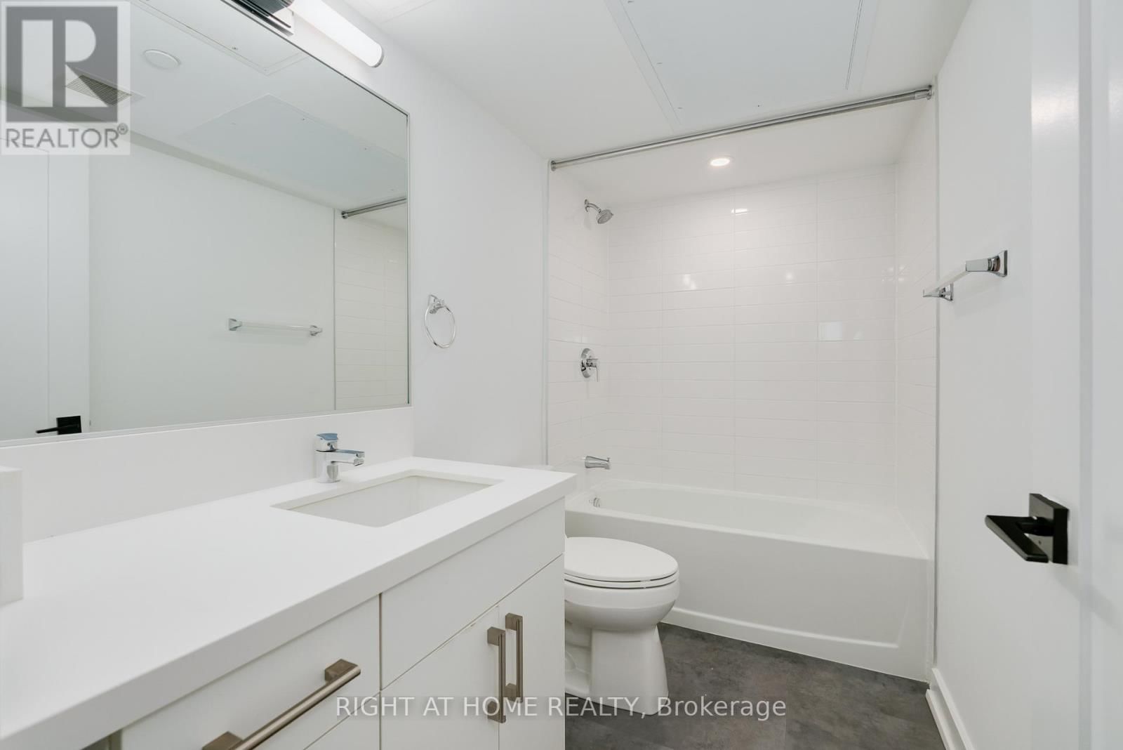 518 - 897 COLLEGE STREET WEST Image 4