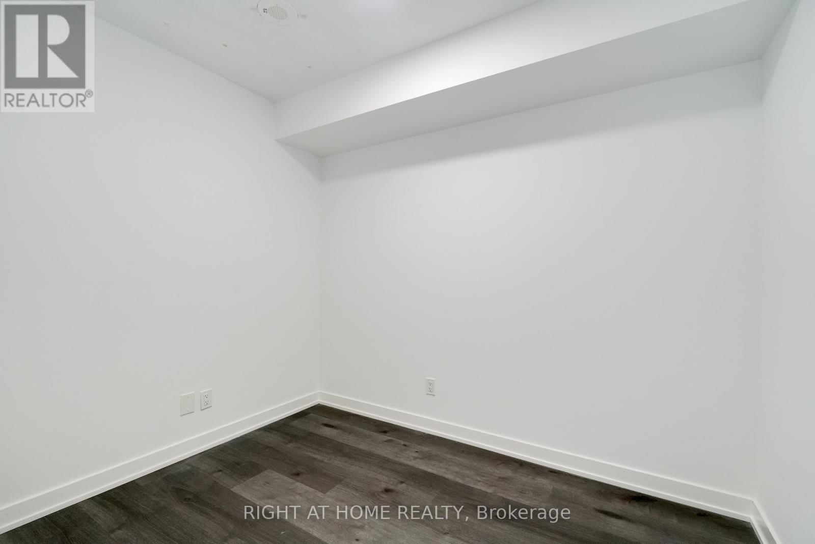 518 - 897 COLLEGE STREET WEST Image 6