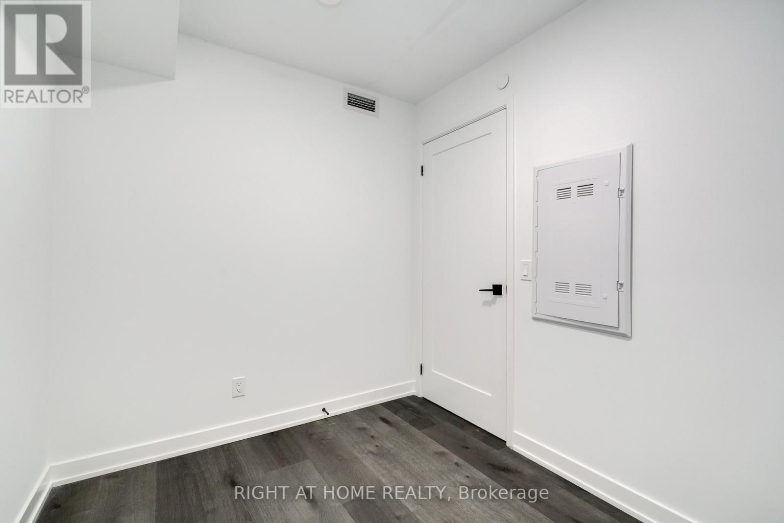 518 - 897 COLLEGE STREET WEST Image 8