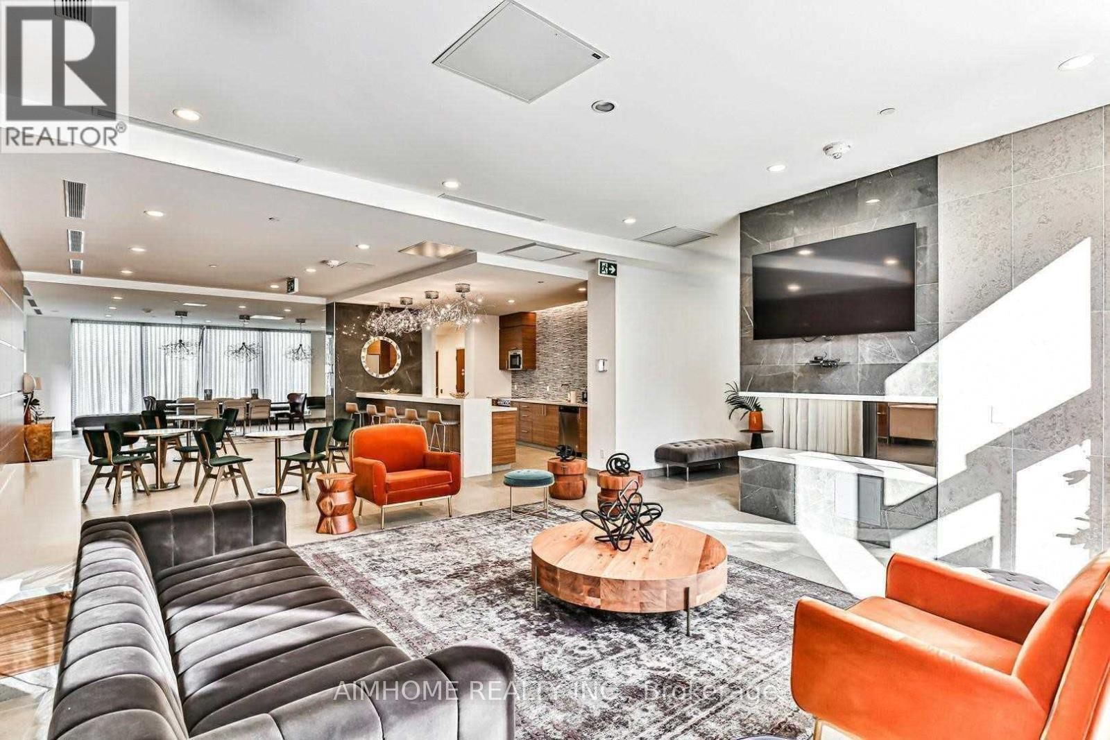 2307 - 56 FOREST MANOR ROAD Image 11