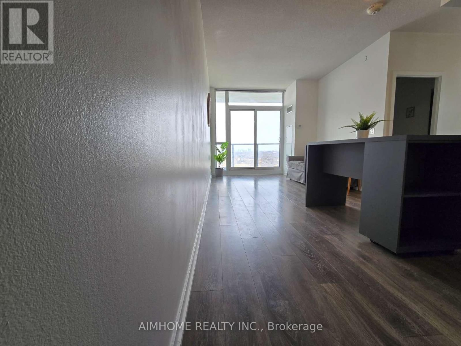 2307 - 56 FOREST MANOR ROAD Image 3