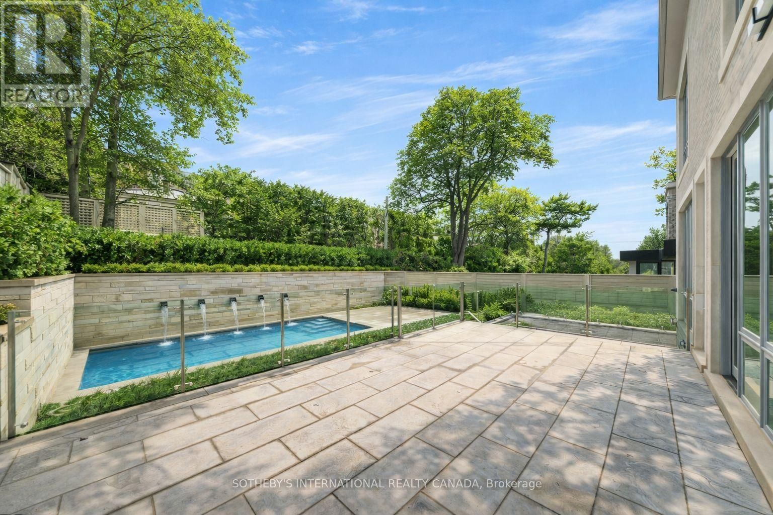 106 GLENAYR ROAD Image 4