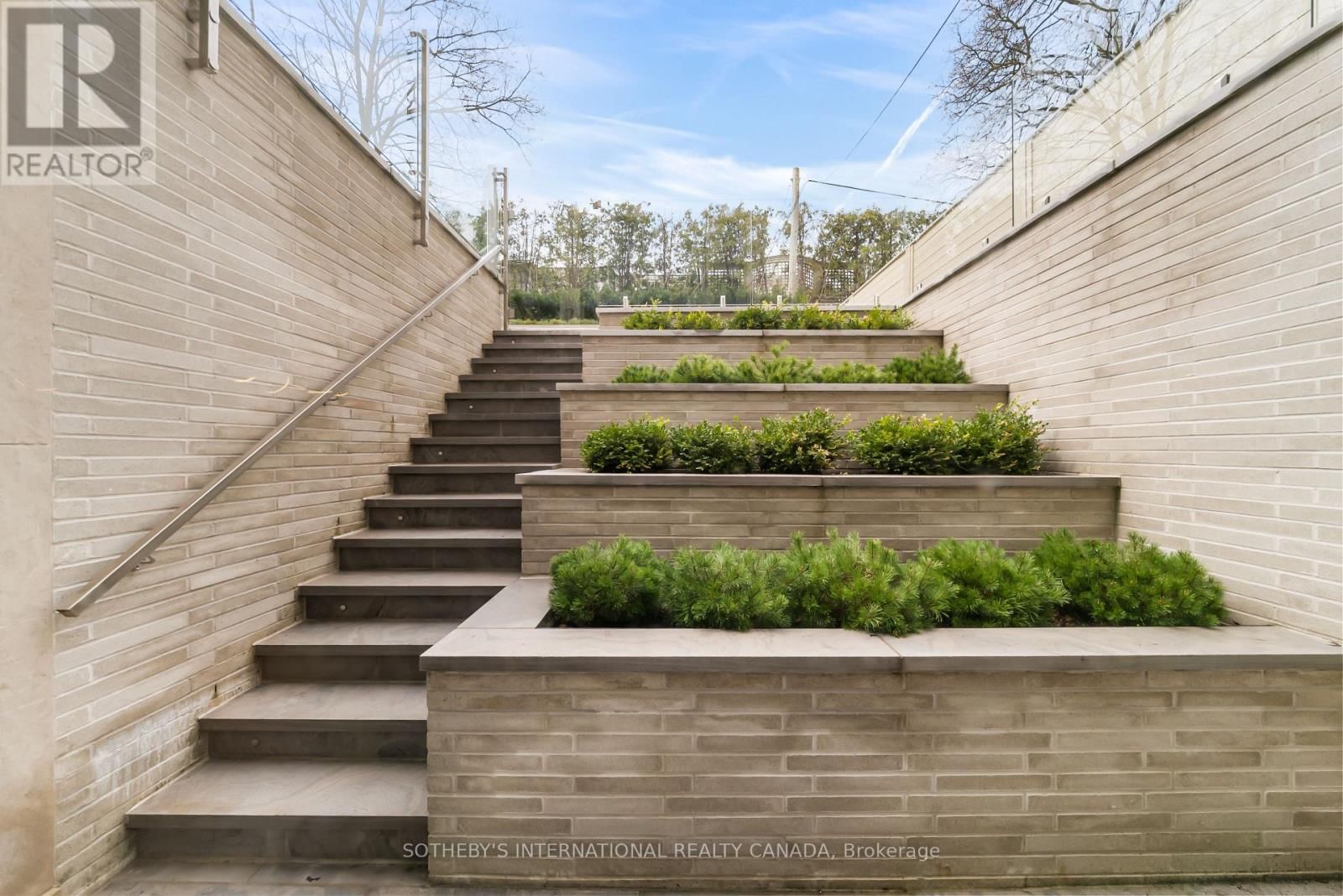 106 GLENAYR ROAD Image 46