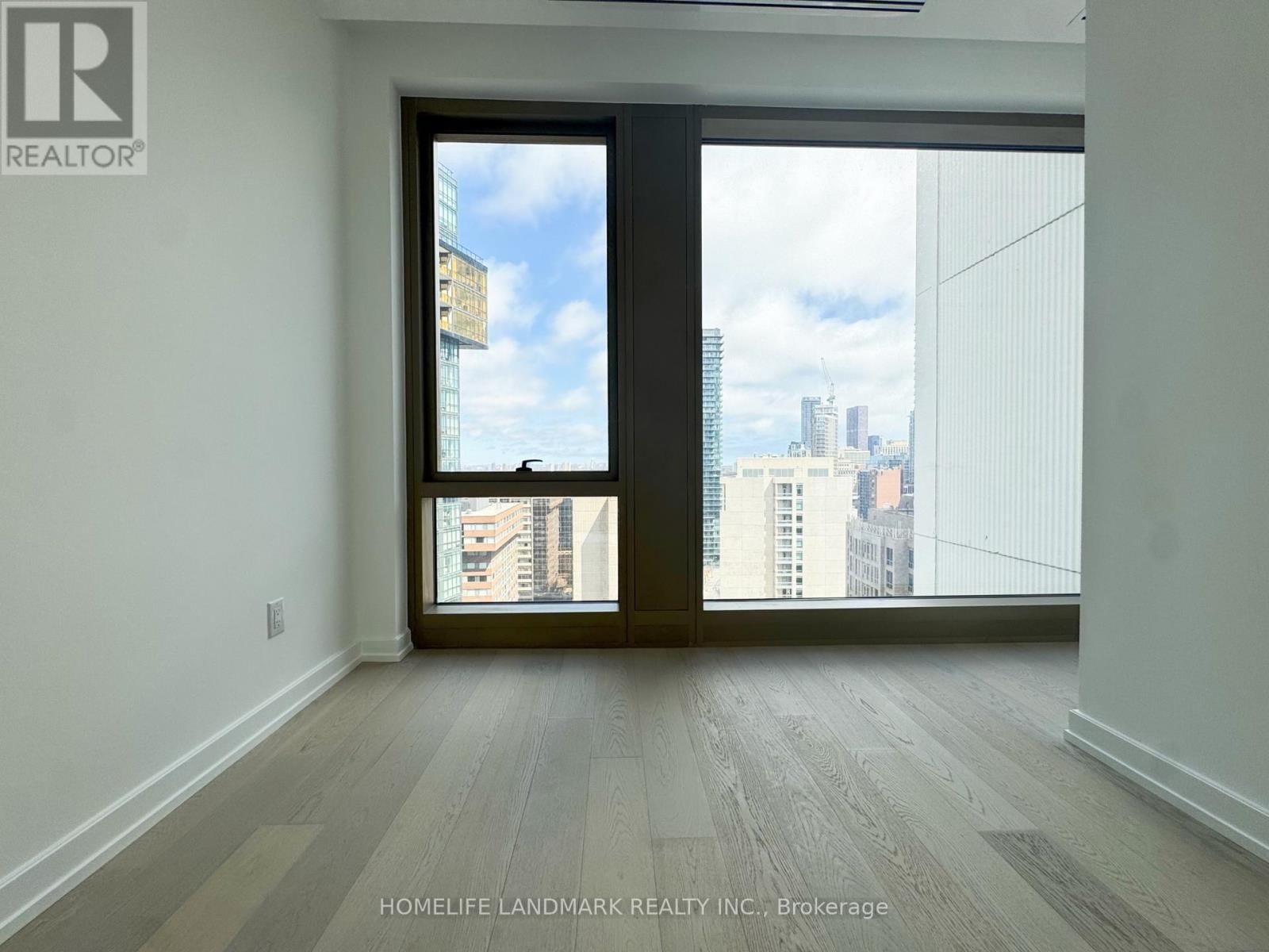 1602 - 1315 BAY STREET Image 7