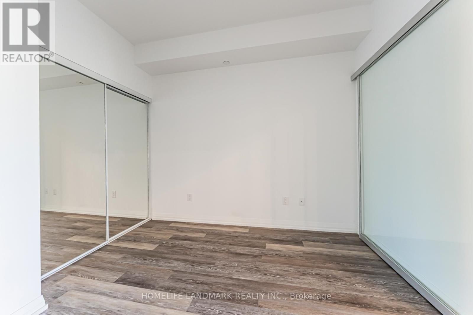 1515 - 75 CANTERBURY PLACE Image 24