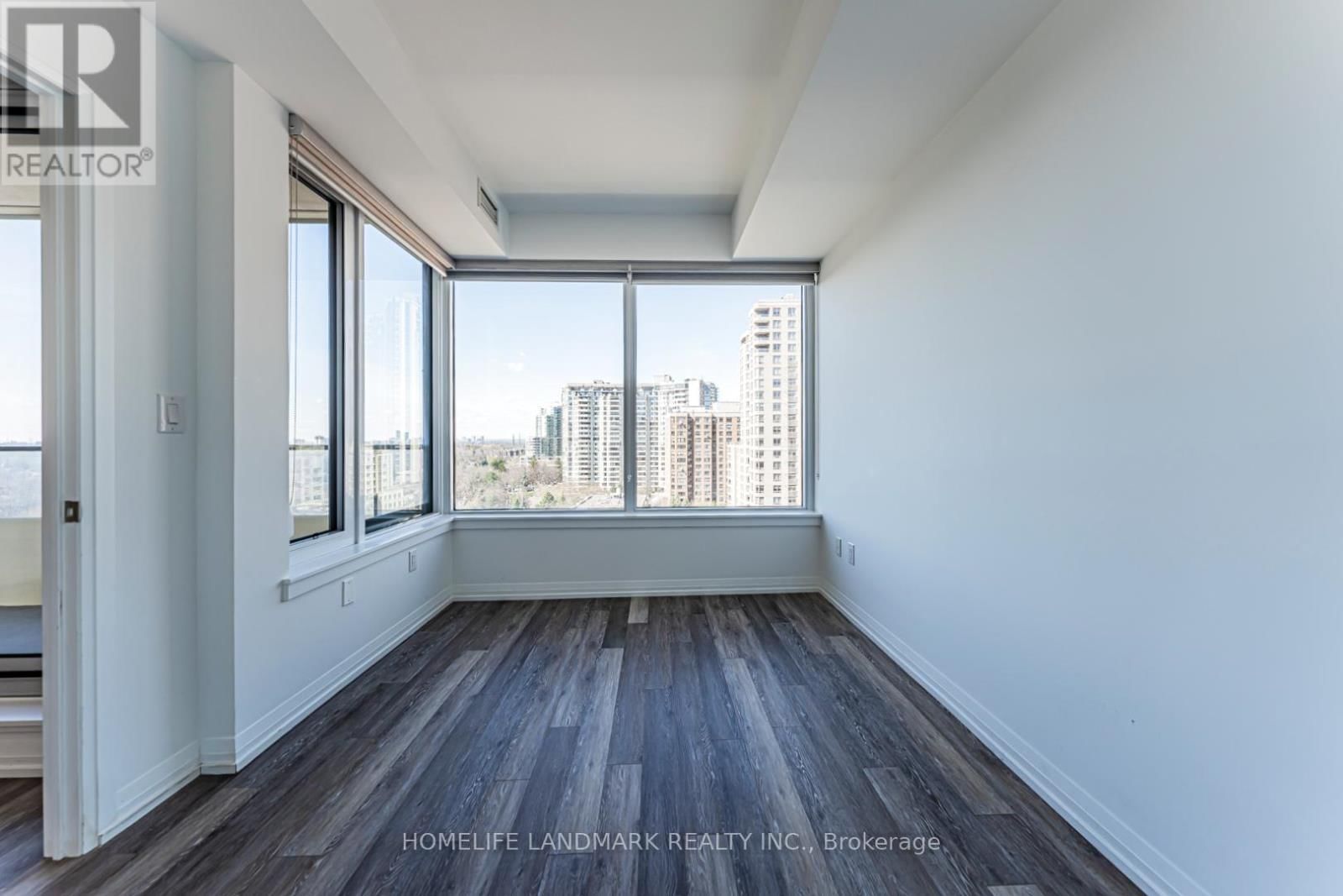 1515 - 75 CANTERBURY PLACE Image 30