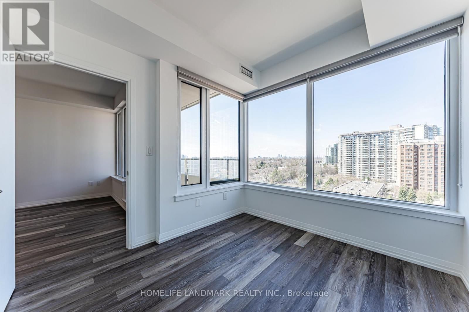 1515 - 75 CANTERBURY PLACE Image 31