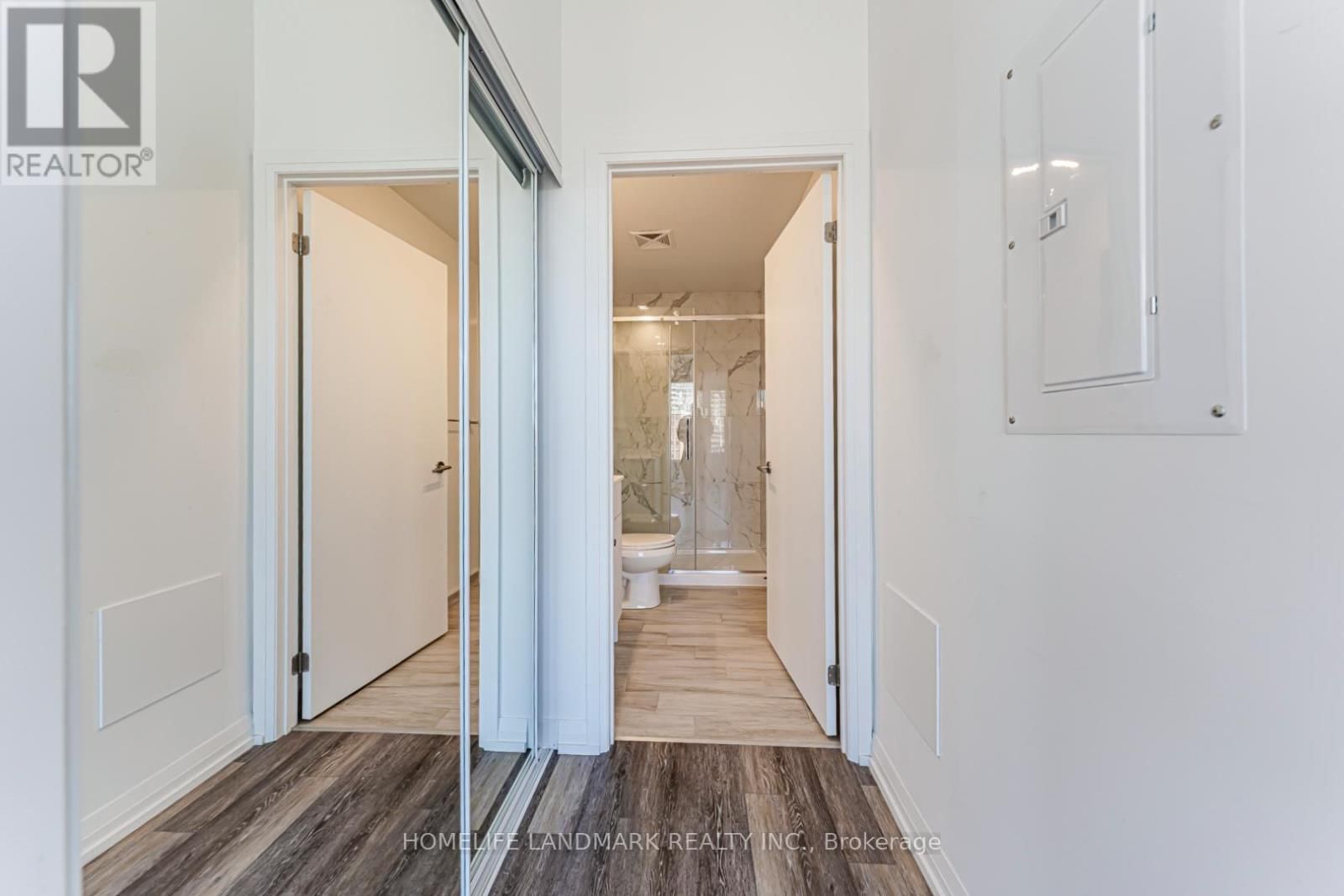 1515 - 75 CANTERBURY PLACE Image 32