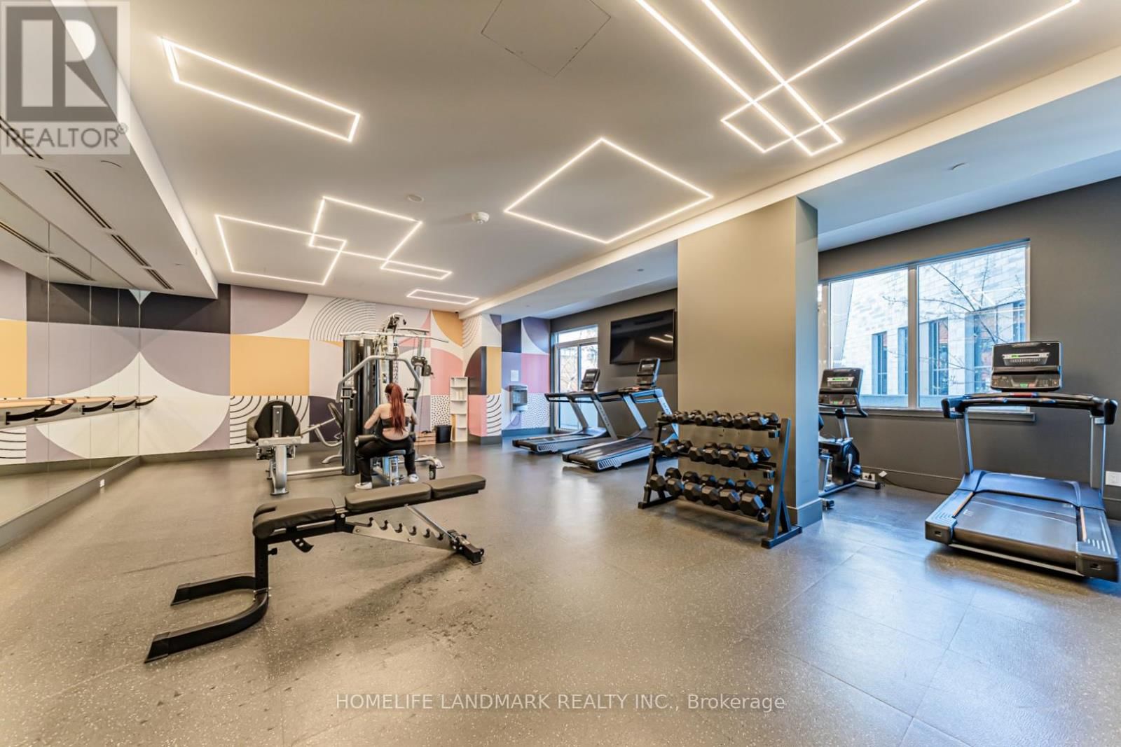 1515 - 75 CANTERBURY PLACE Image 37