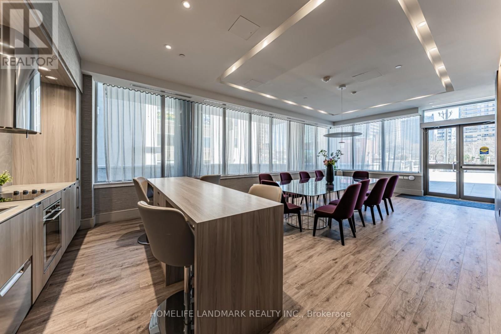 1515 - 75 CANTERBURY PLACE Image 39