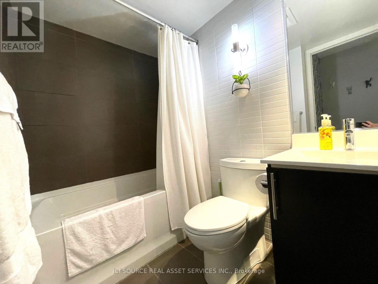 606 - 96 ST PATRICK STREET Image 5