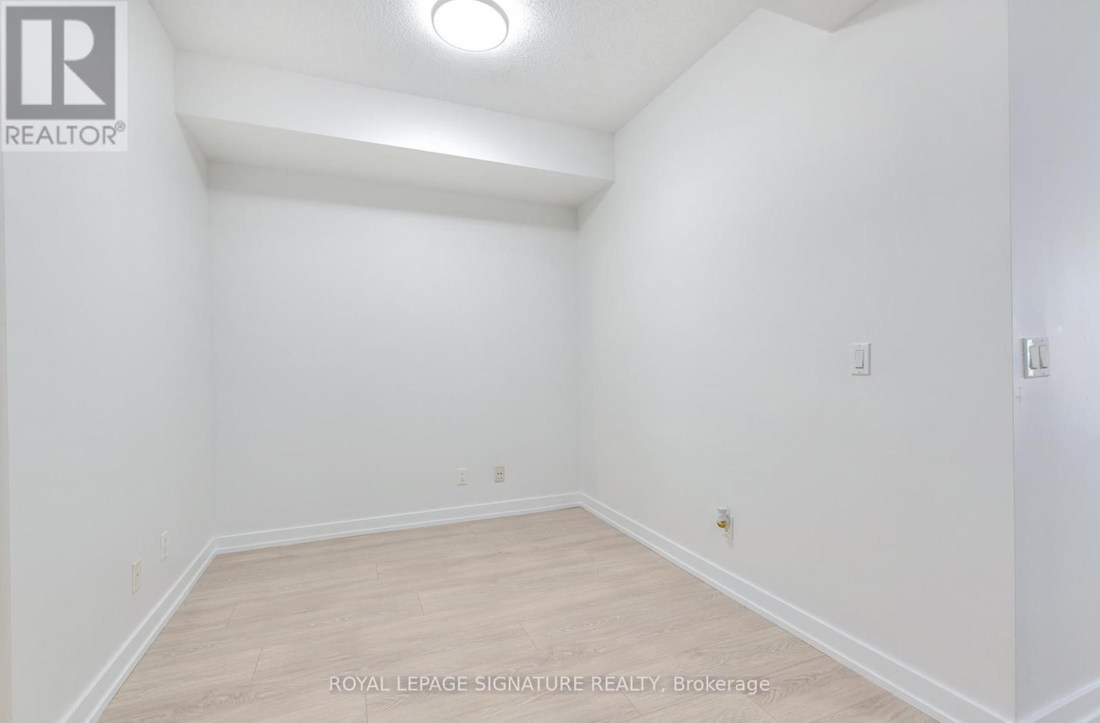 415 - 438 KING STREET WEST Image 12