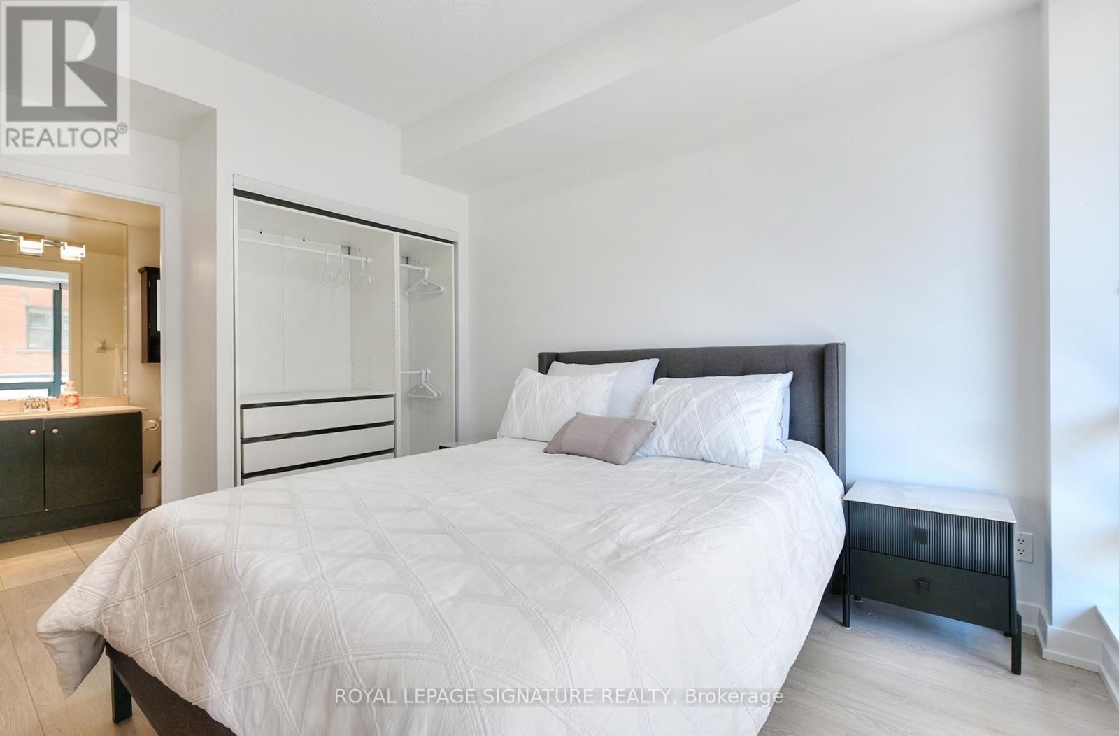 415 - 438 KING STREET WEST Image 15