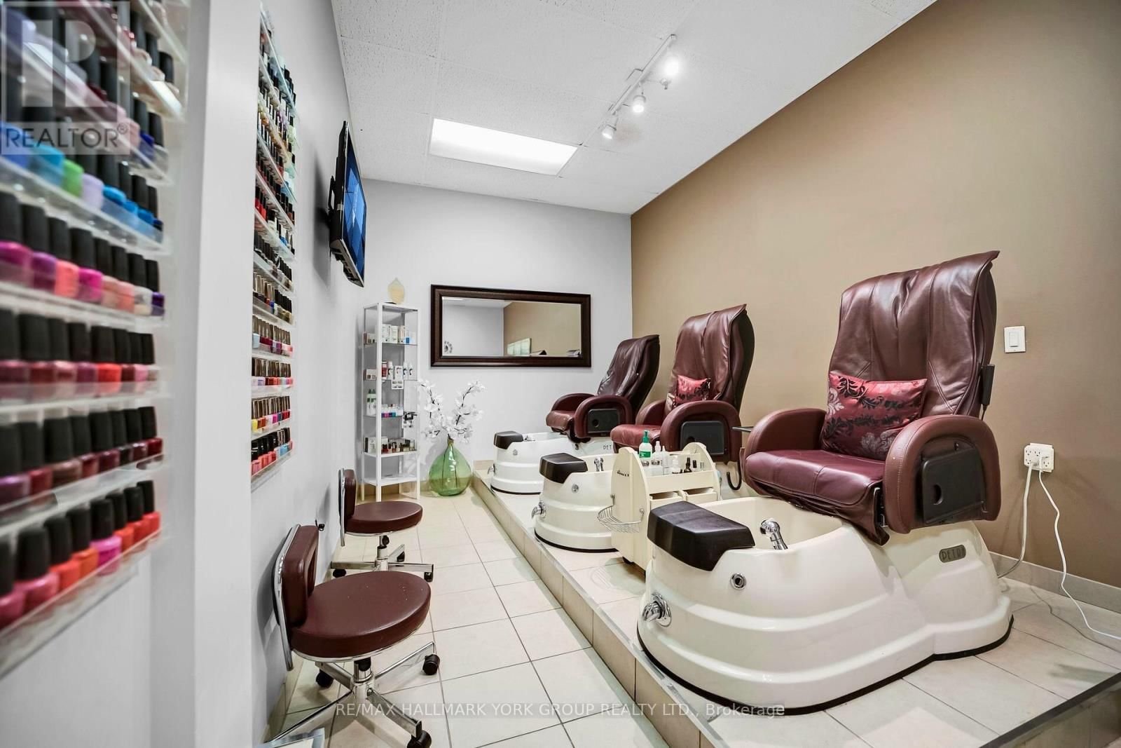 A17 - 2012 SHEPPARD AVENUE EAST Image 27