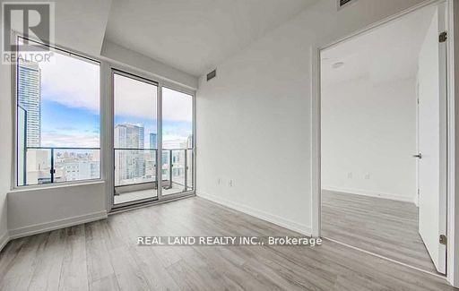 3116 - 77 SHUTER STREET SOUTH Image 5