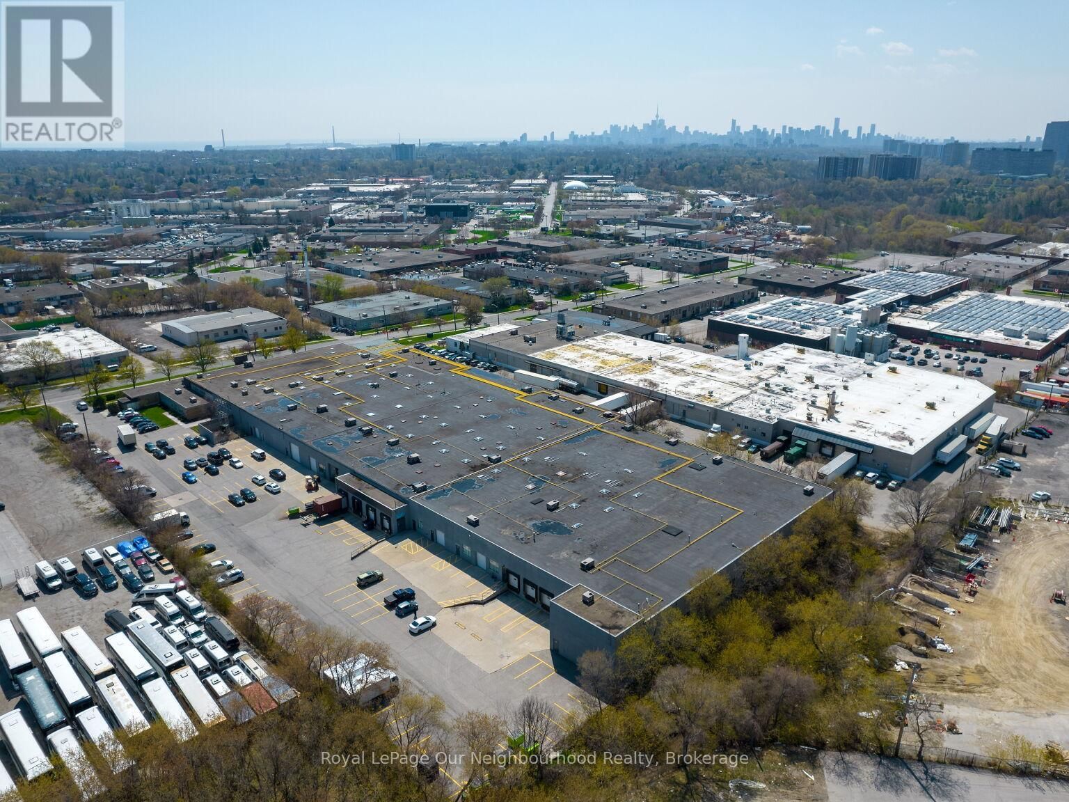 106B - 100 SUNRISE AVENUE Image 15