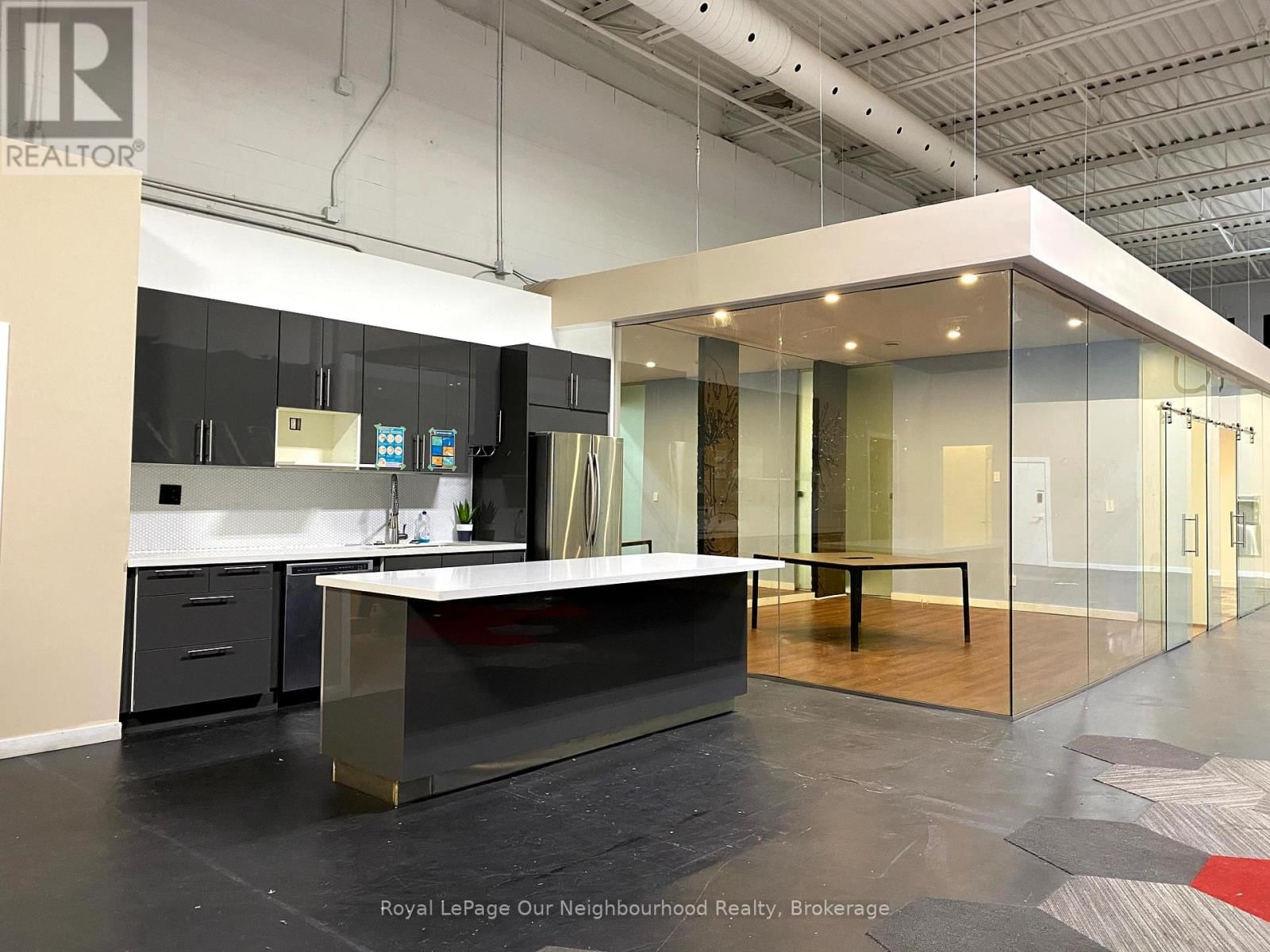 106B - 100 SUNRISE AVENUE Image 6