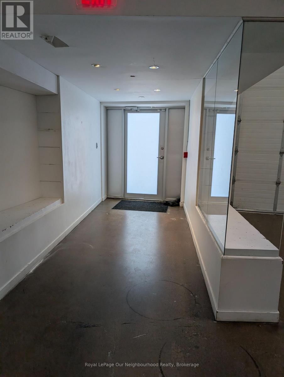 106B - 100 SUNRISE AVENUE Image 8