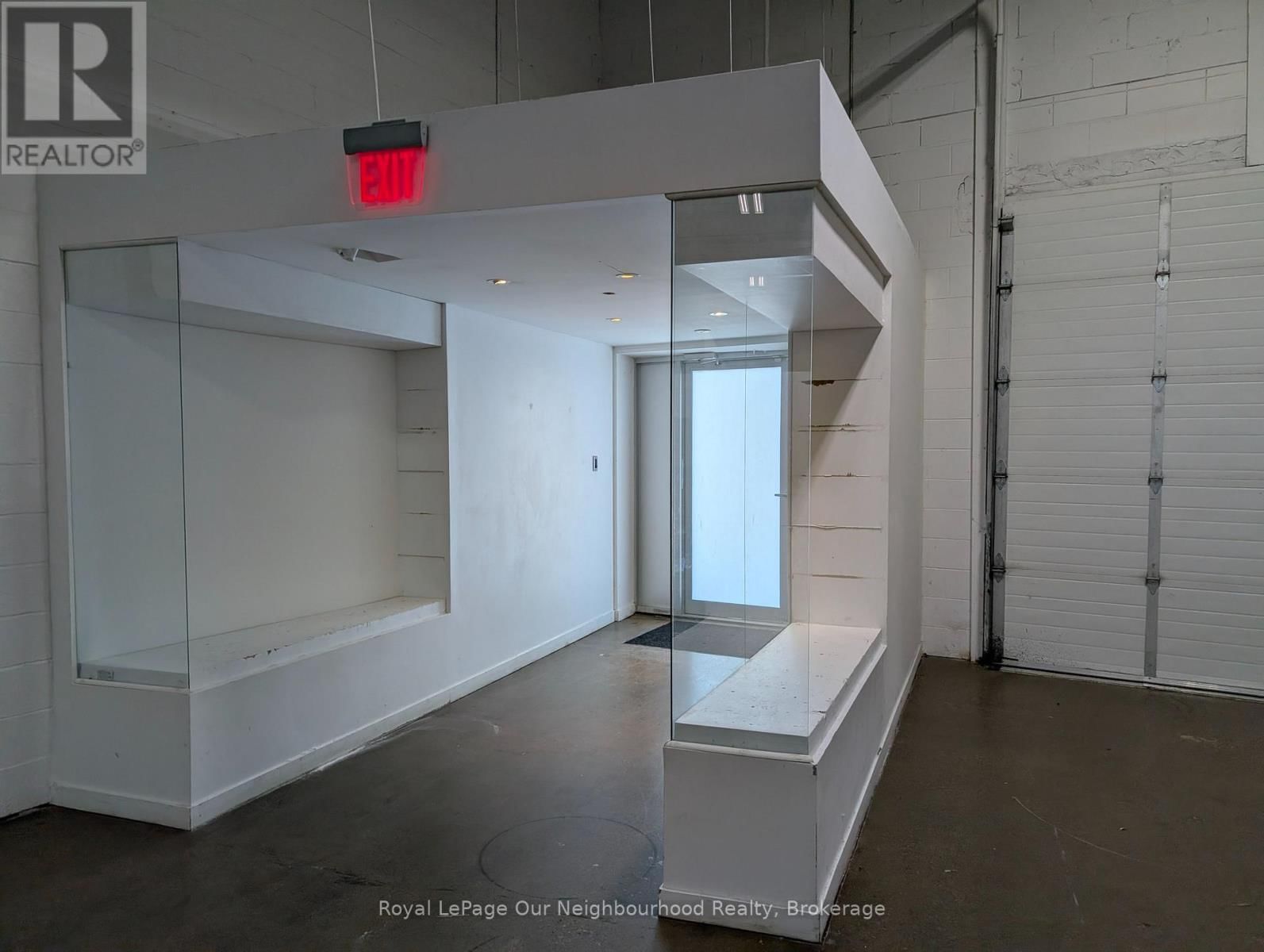 106B - 100 SUNRISE AVENUE Image 9