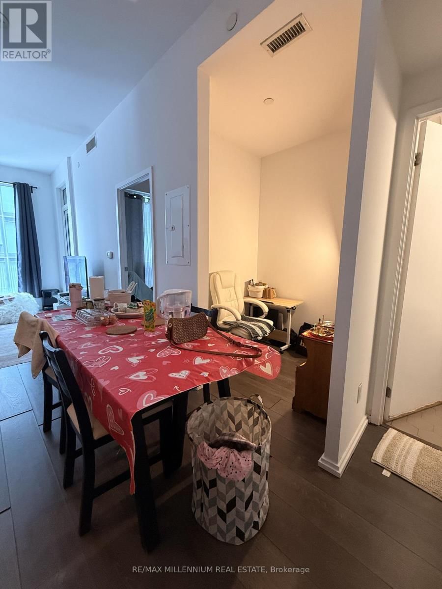 505 - 68 SHUTER STREET Image 13