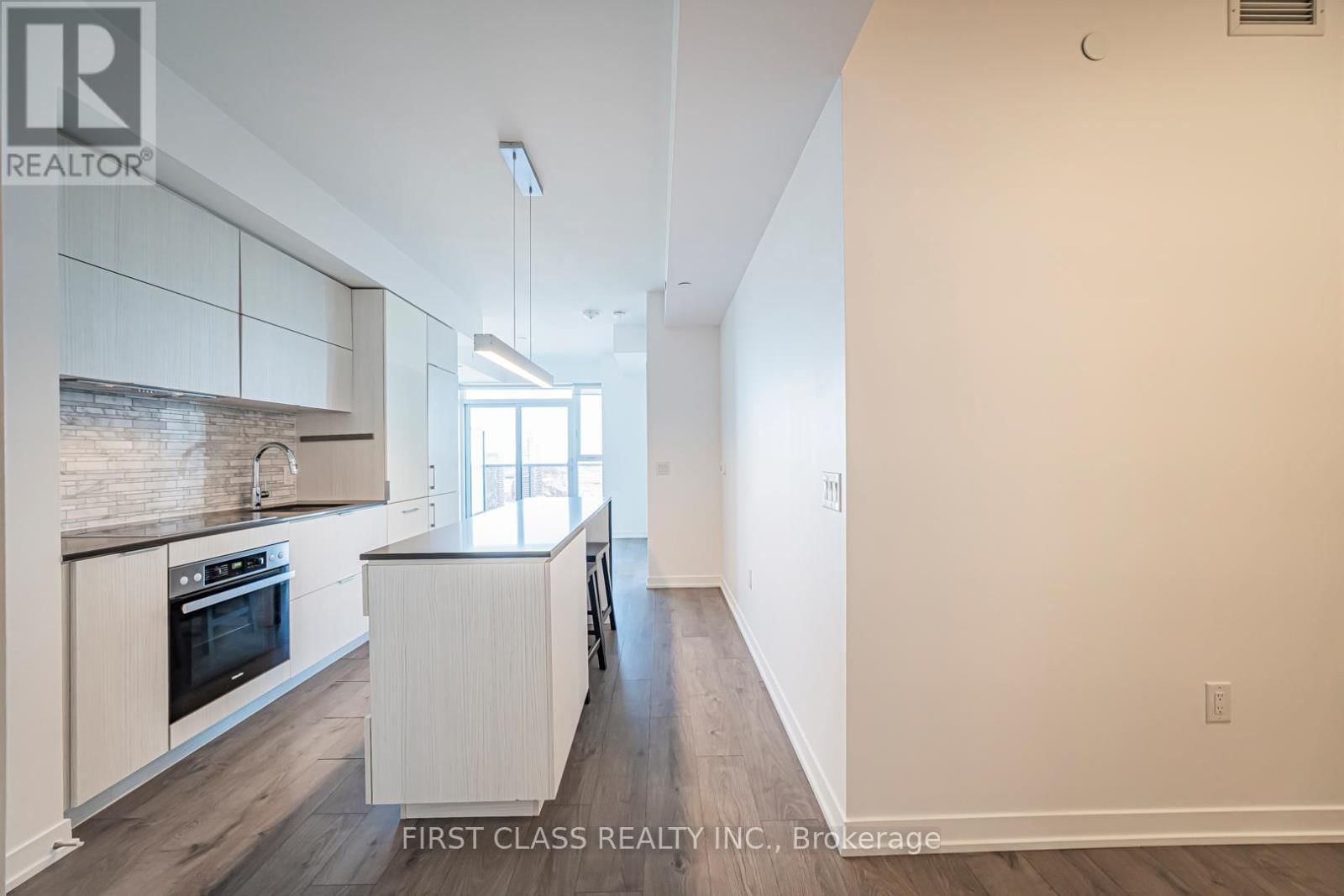 3202 - 20 RICHARDSON STREET Image 11